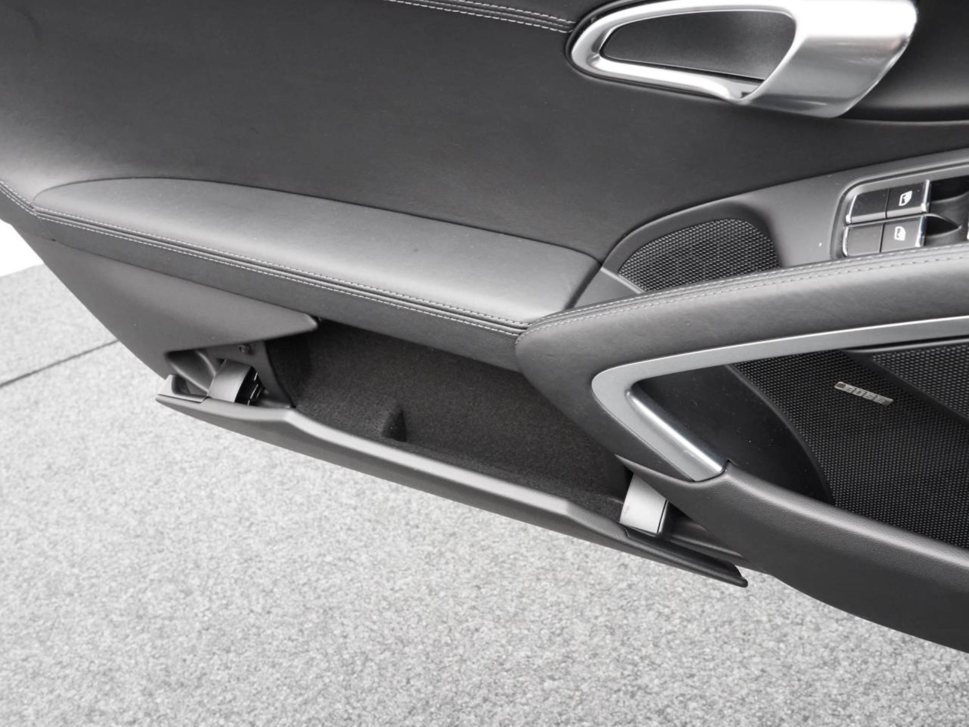 PORSCHE 911 Targa 4S-image-26