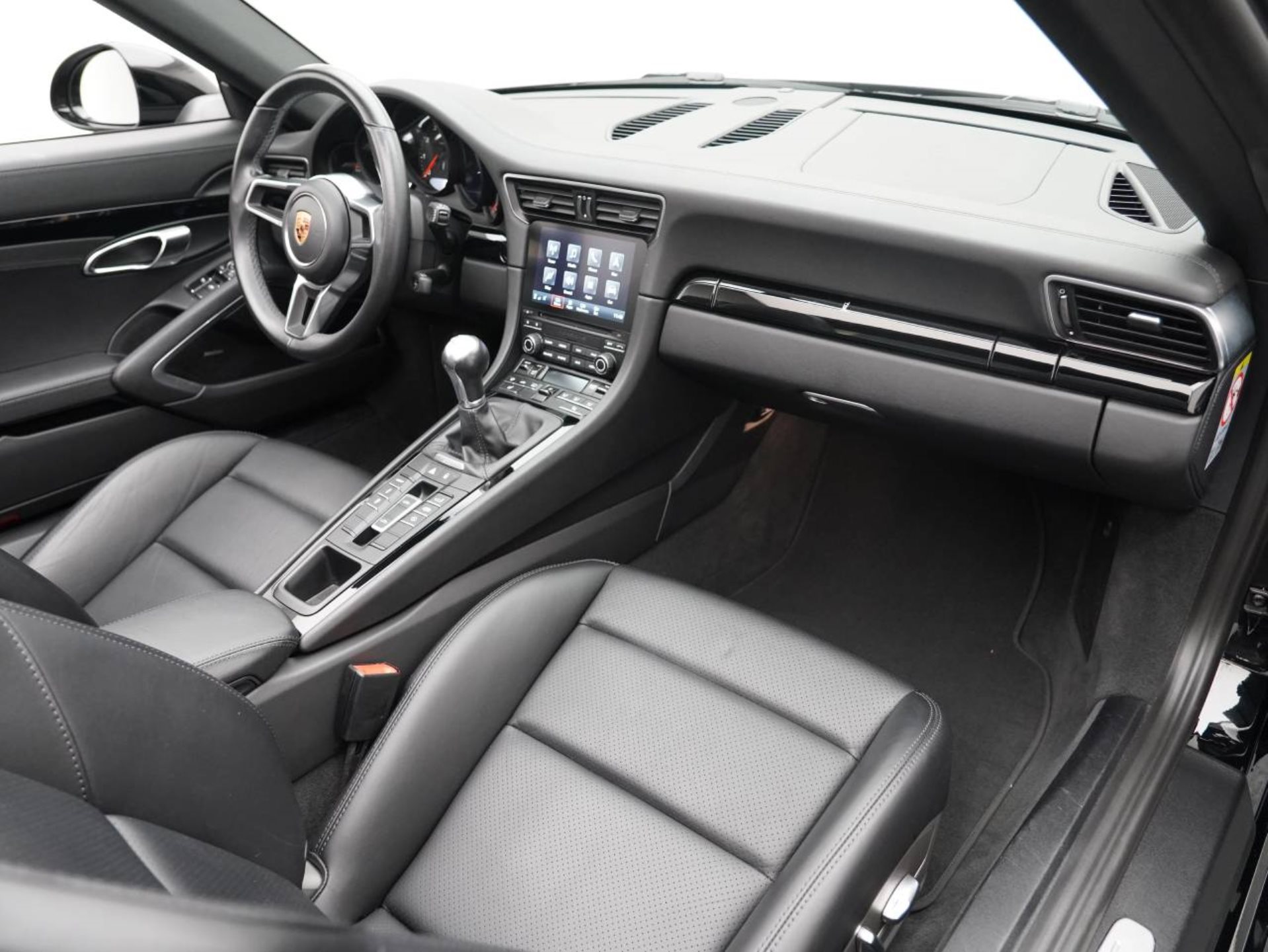 PORSCHE 911 Targa 4S-image-30
