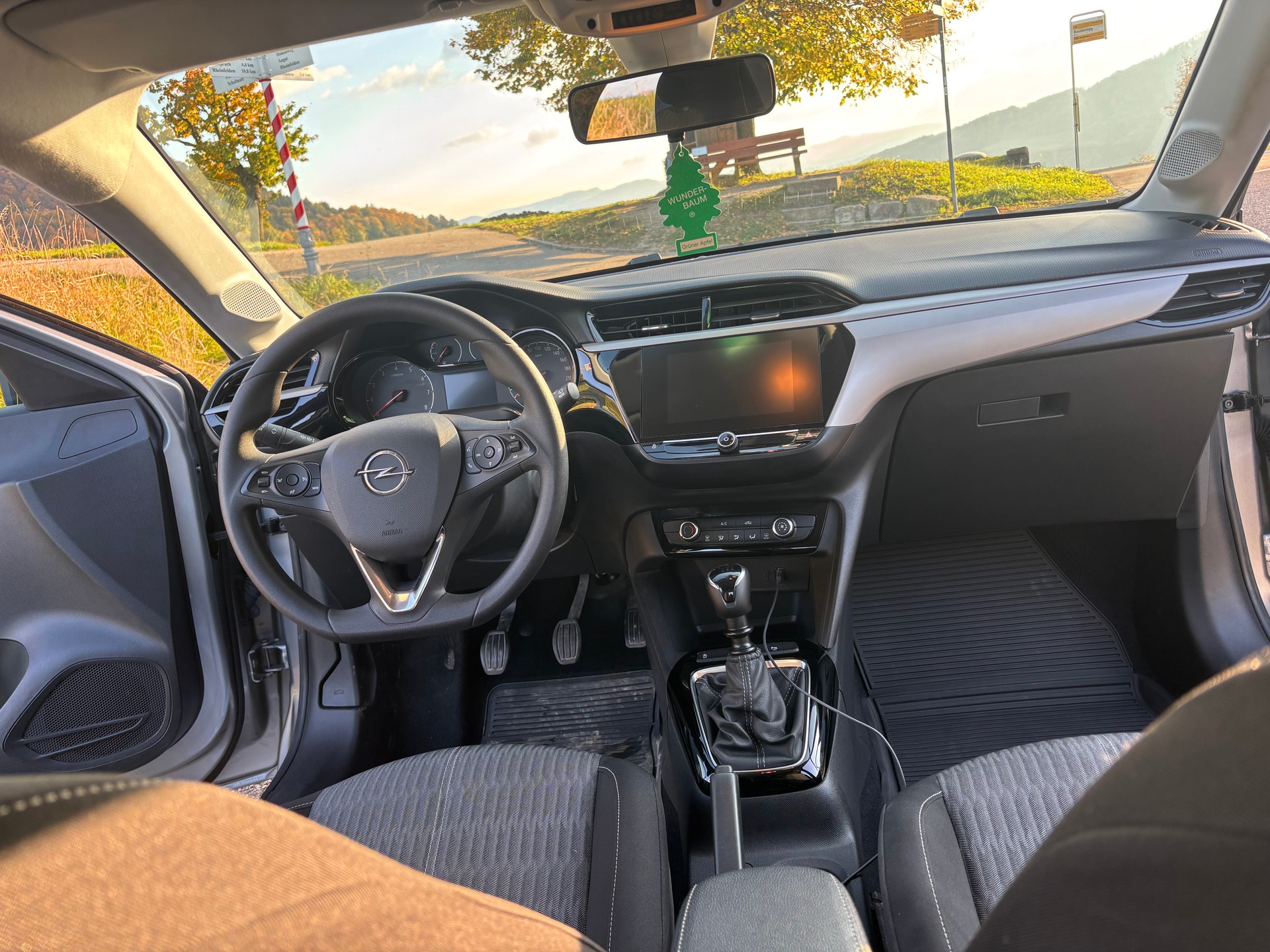OPEL Corsa 1.2 TP Edition-image-4