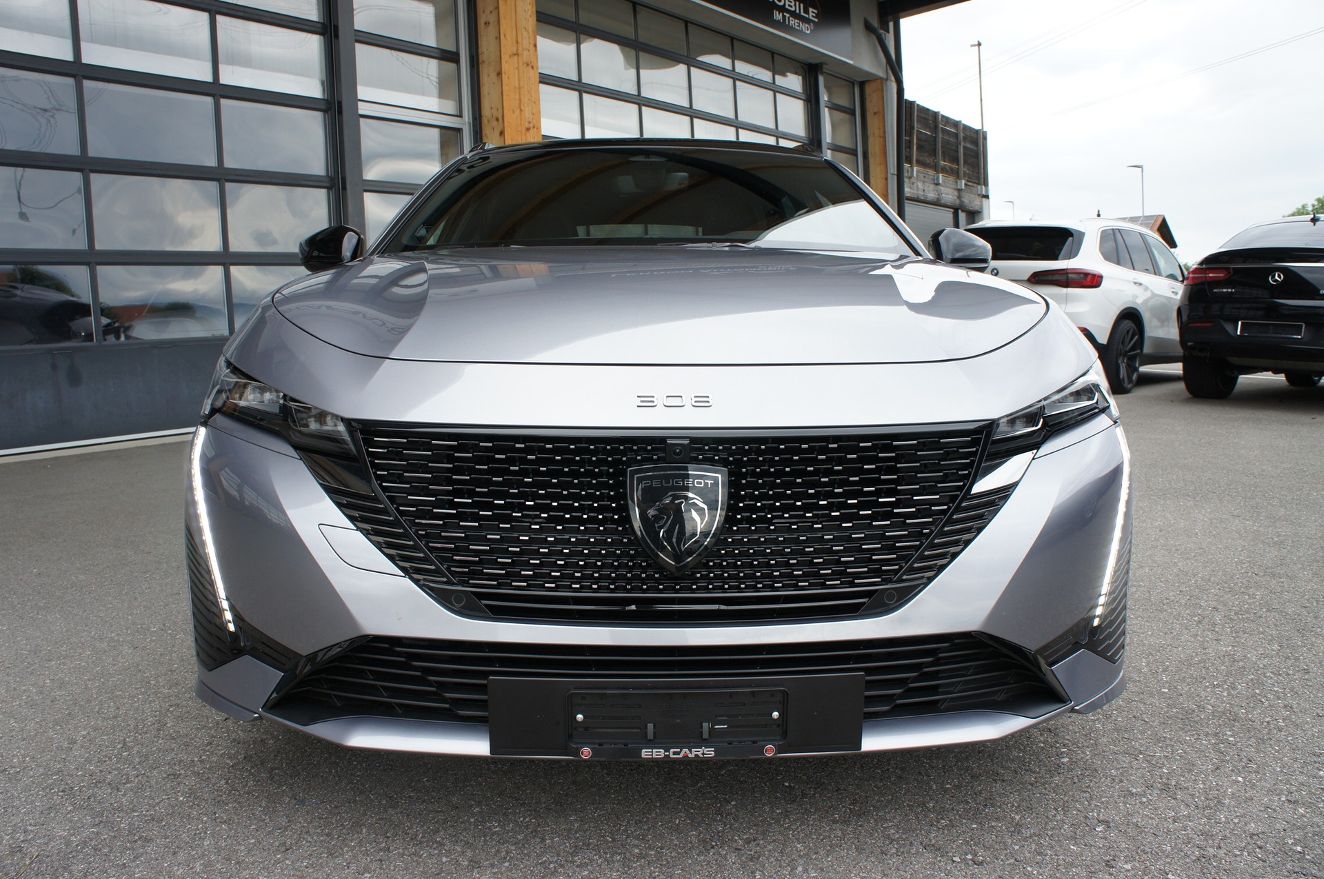 PEUGEOT 308 SW 1.2 Pure Tech GT EAT8-image-7