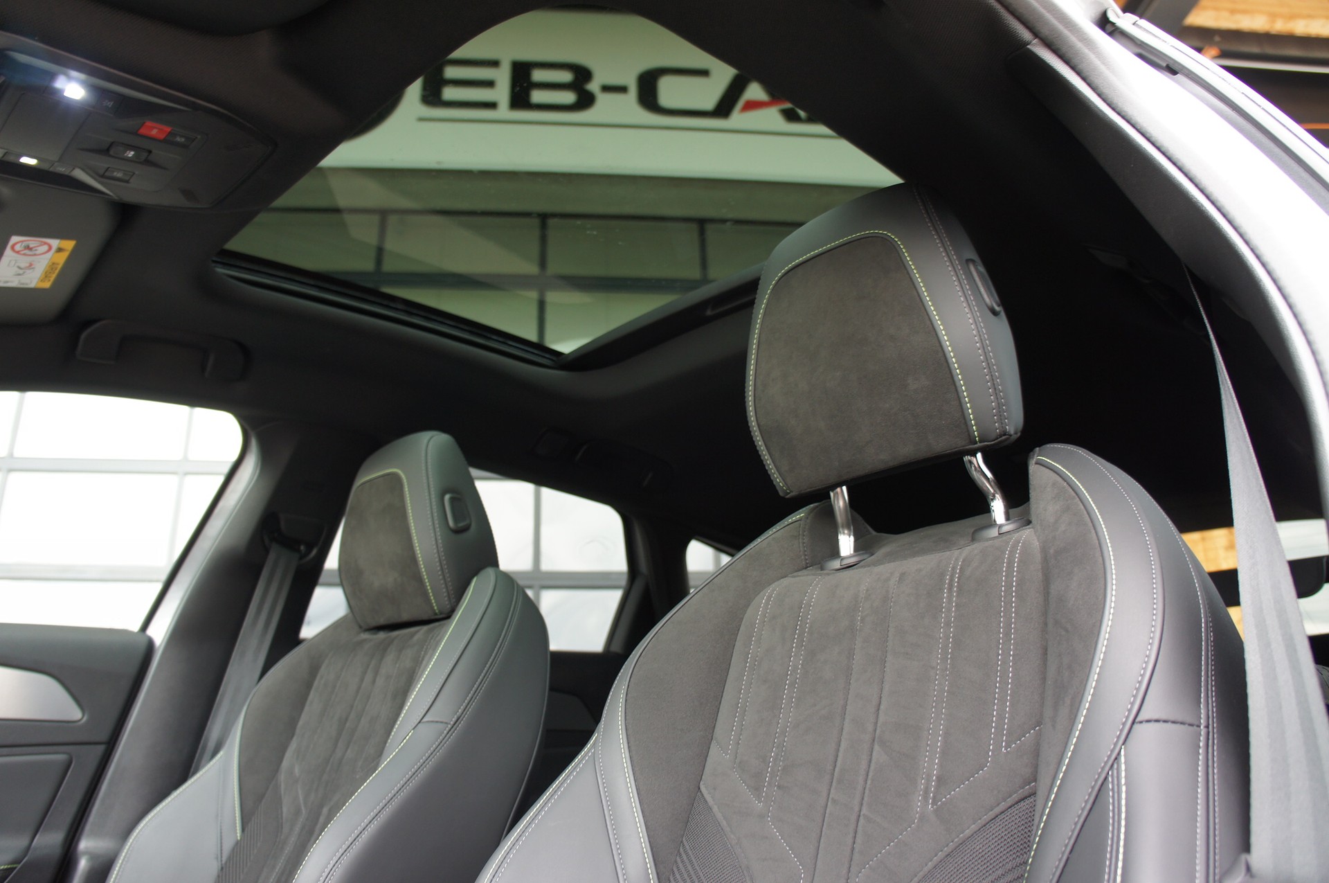 PEUGEOT 308 SW 1.2 Pure Tech GT EAT8-image-15