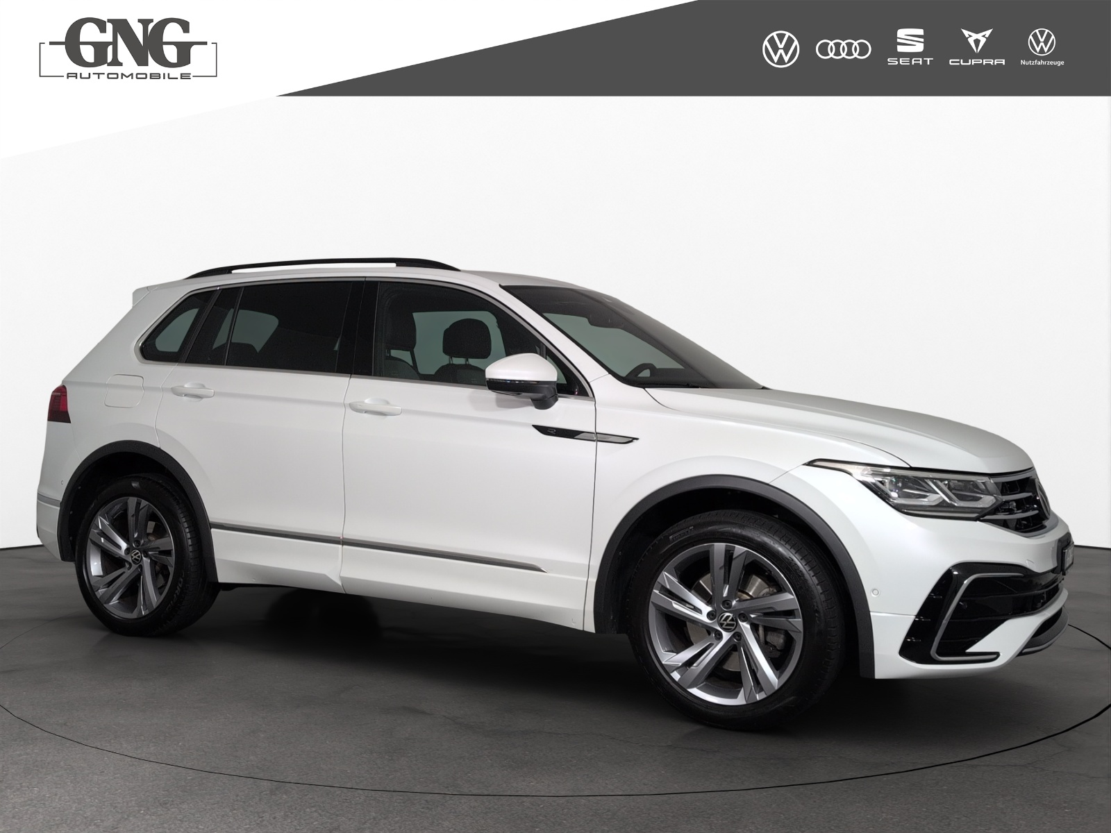 VW Tiguan 2.0TSI R-Line 4Motion DSG-image-3