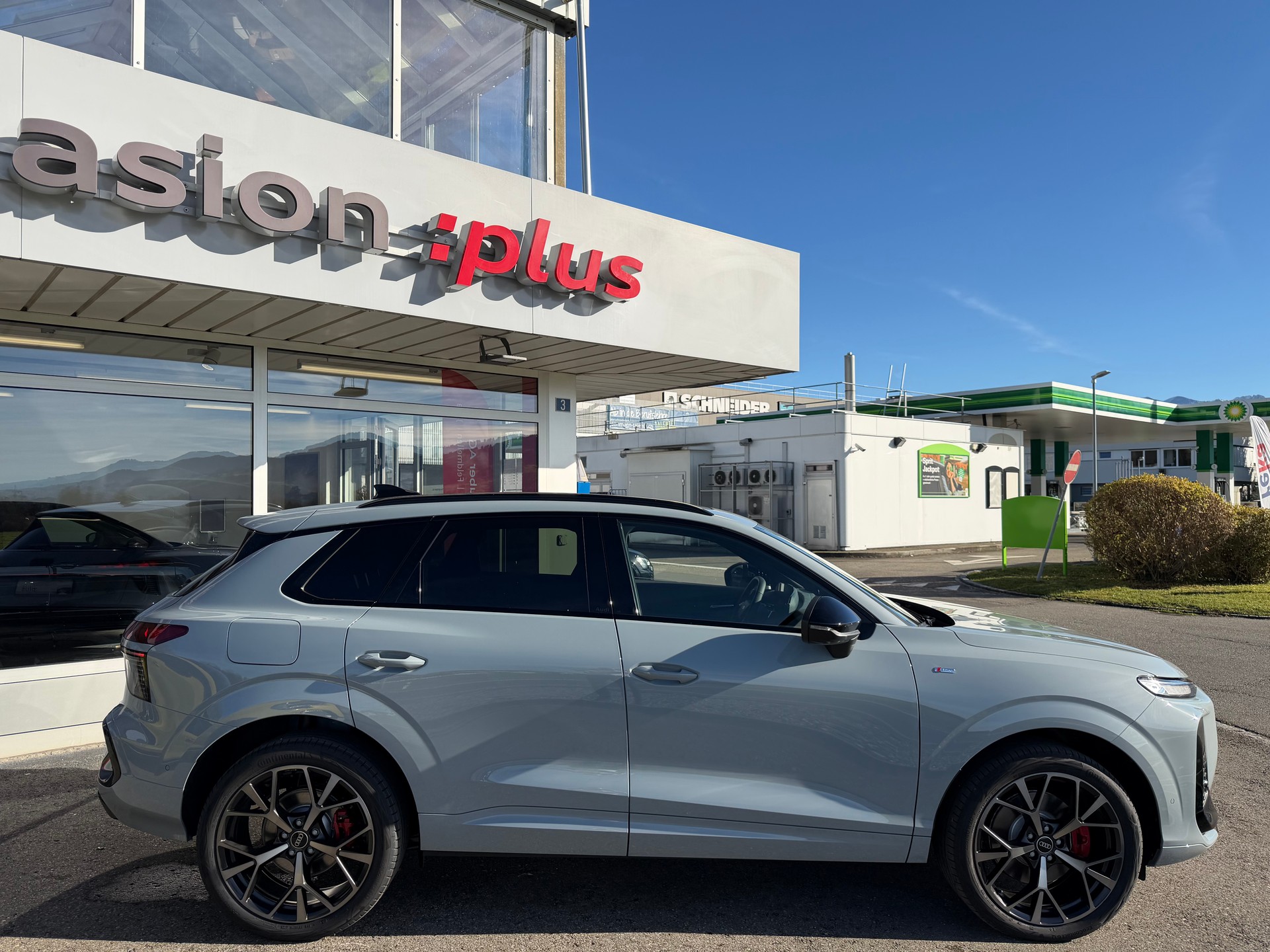 AUDI Q3 SUV TFSI quattro 195 kW S tronic-showroom-element-2