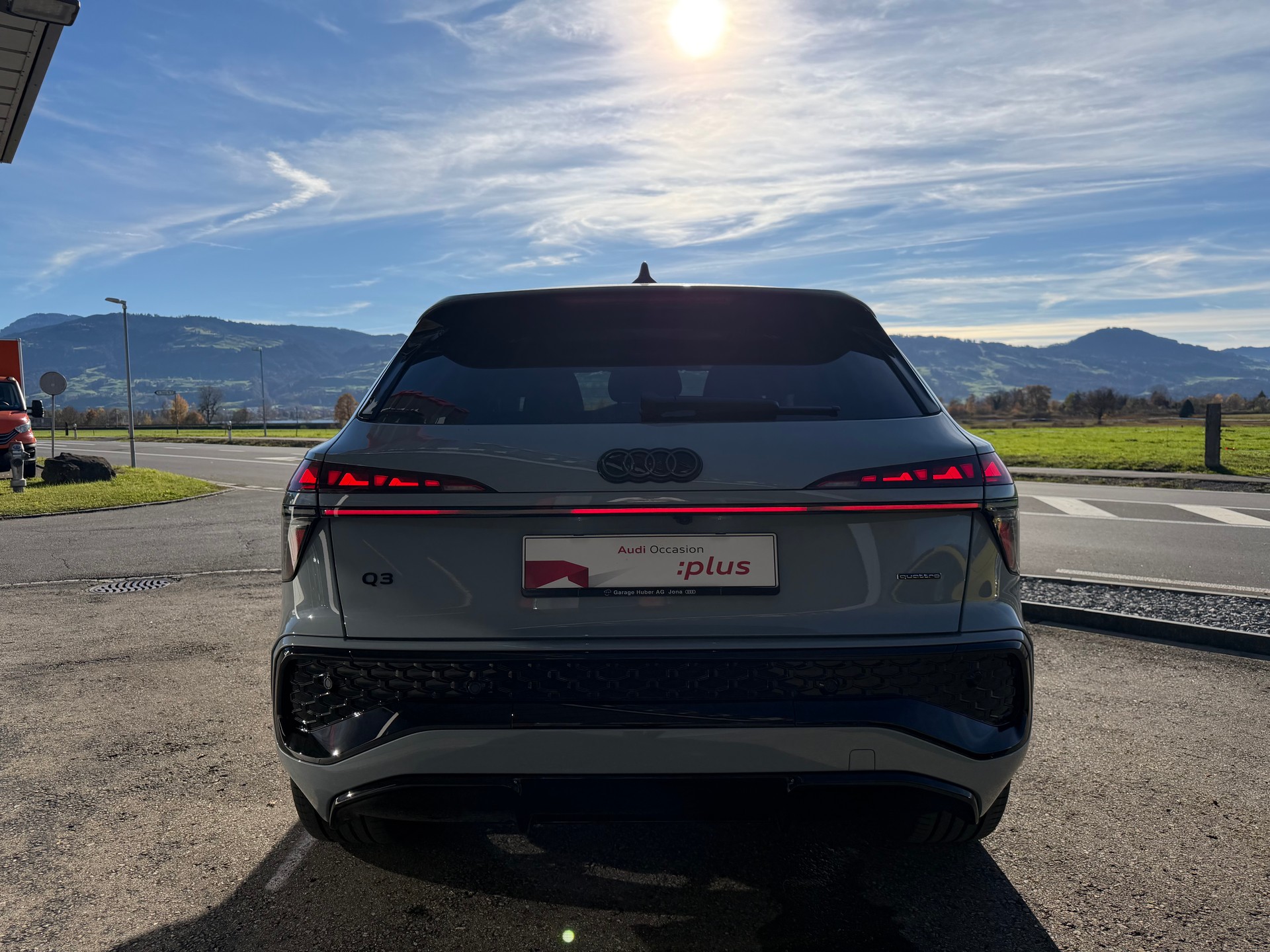 AUDI Q3 SUV TFSI quattro 195 kW S tronic-showroom-element-3