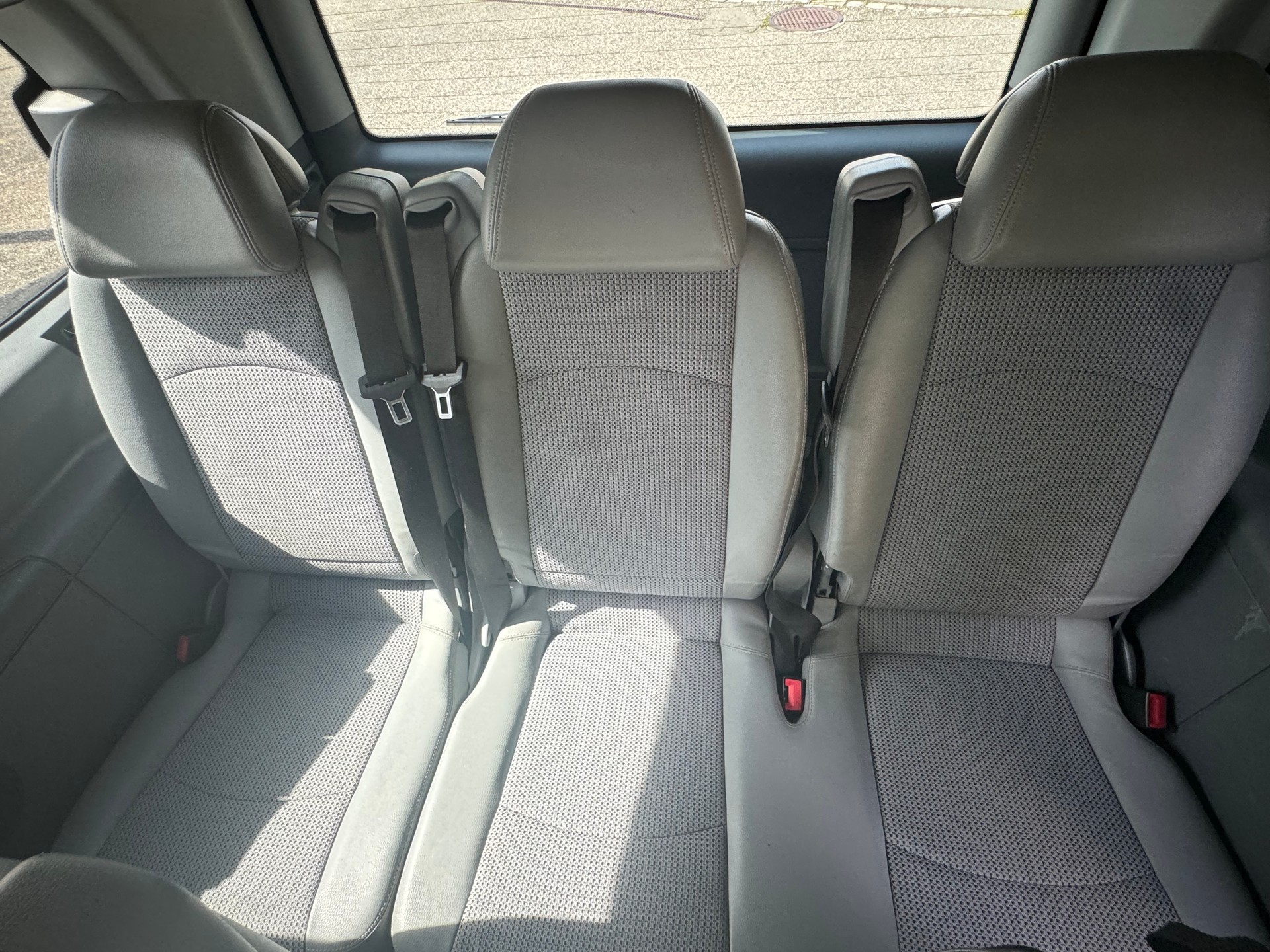 MERCEDES-BENZ Viano 3.0 CDI Ambiente L Automat-image-12