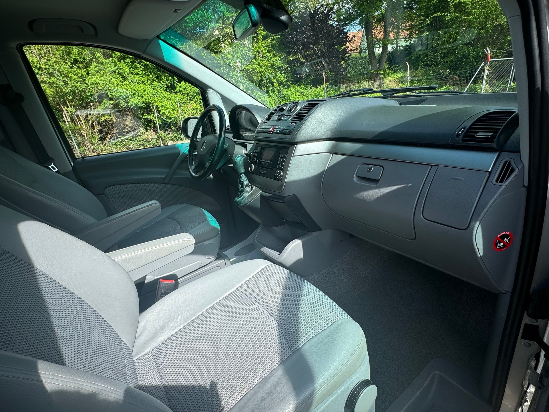 MERCEDES-BENZ Viano 3.0 CDI Ambiente L Automat-image-10