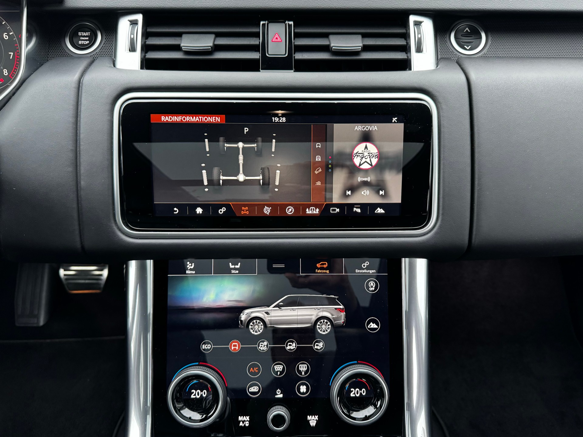 LAND ROVER Range Rover Sport 3.0 V6 S/C HSE Dynamic Automatic-image-15