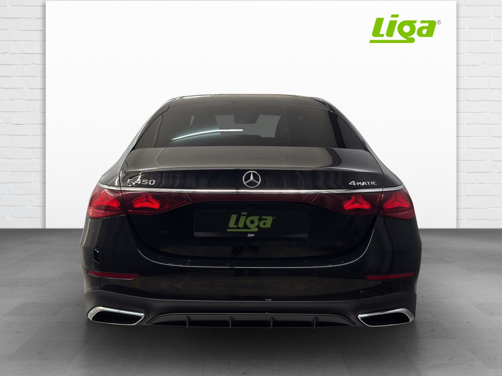 MERCEDES-BENZ E 450 AMG Line 4Matic-image-4