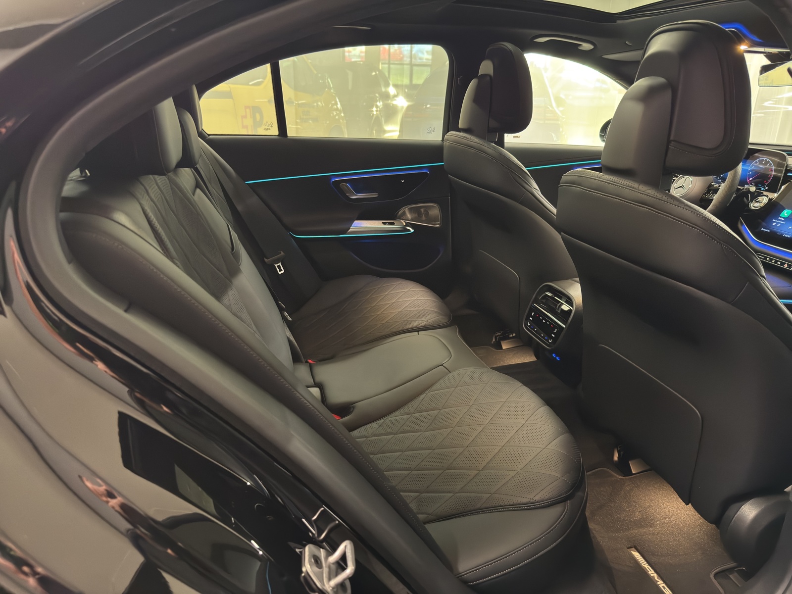 MERCEDES-BENZ E 450 AMG Line 4Matic-image-9