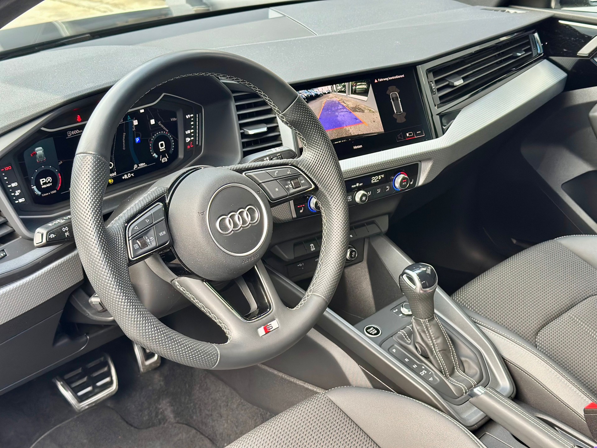 AUDI A1 Sportback 35 TFSI S-tronic-image-6