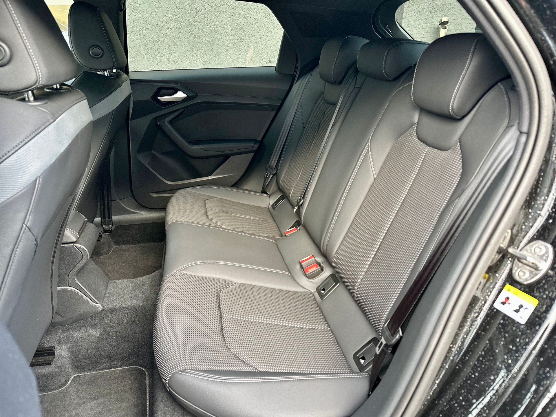AUDI A1 Sportback 35 TFSI S-tronic-image-9