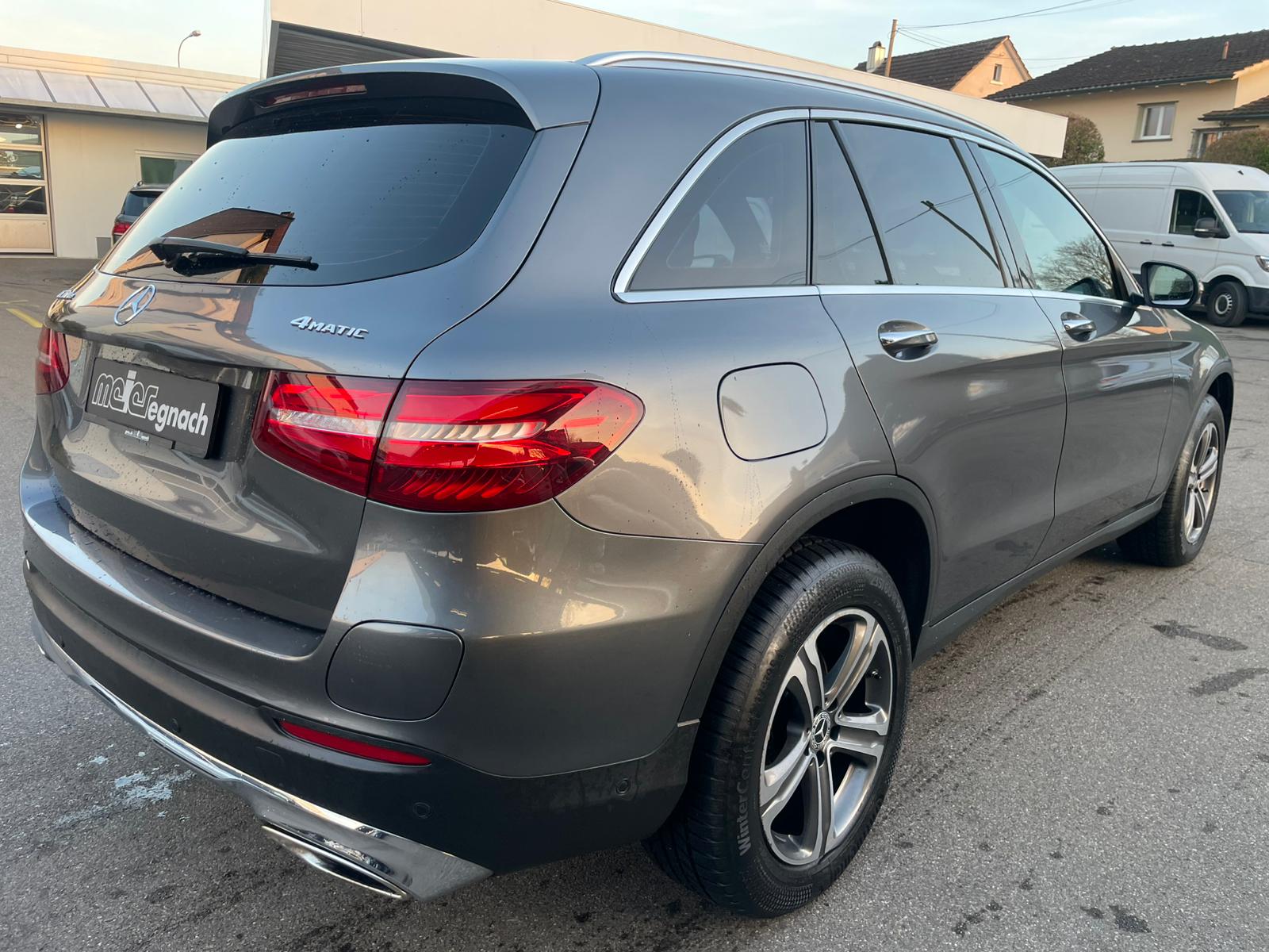 MERCEDES-BENZ GLC 350 e Exclusive 4Matic 7G-Tronic-image-5
