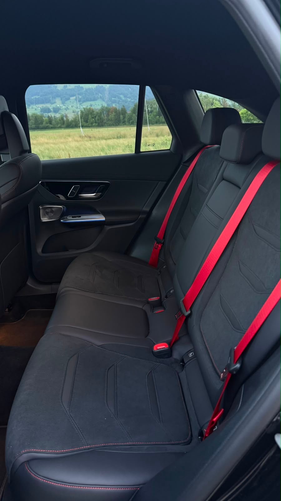 MERCEDES-BENZ GLC 43 AMG Executive Edition 4Matic 9G-Tronic-image-4