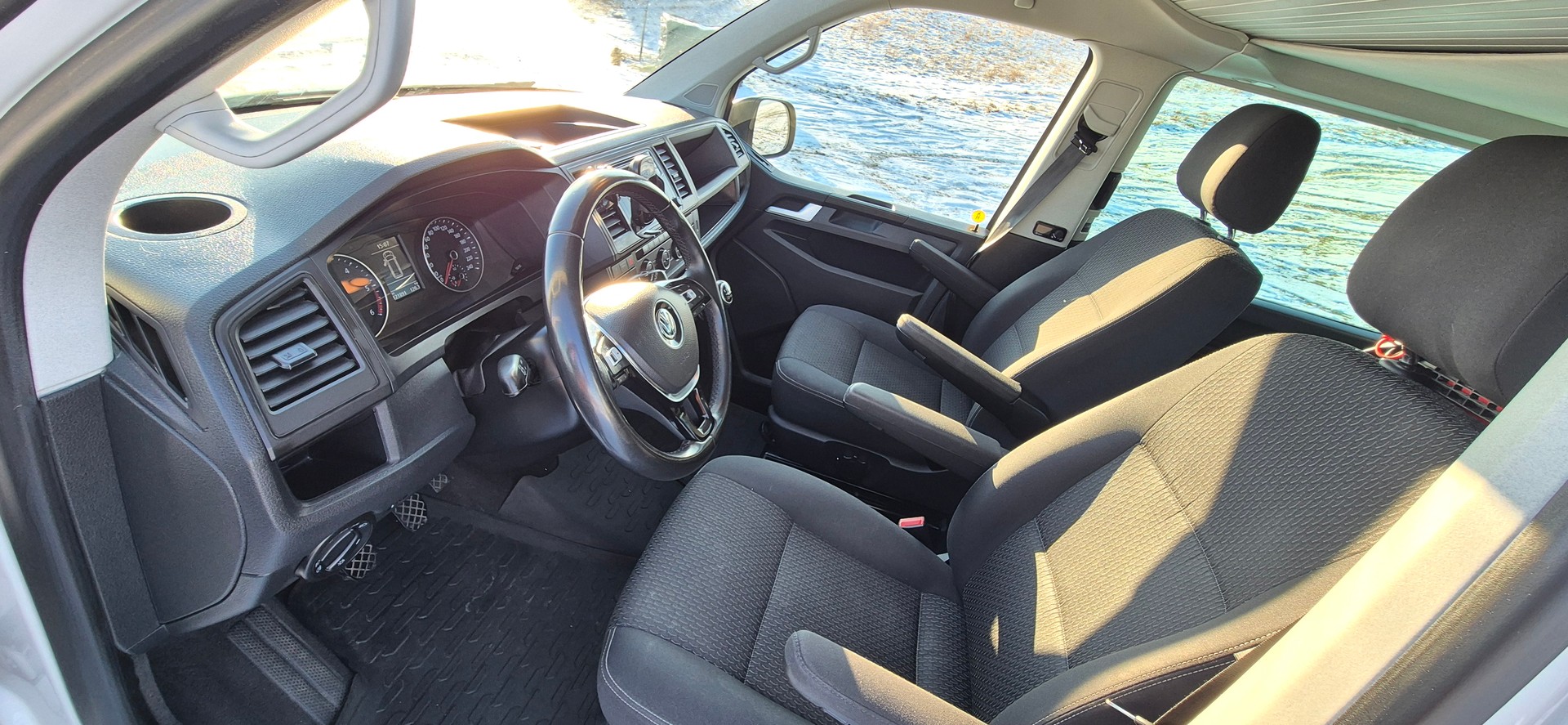 VW T6 California Beach TDI-image-11
