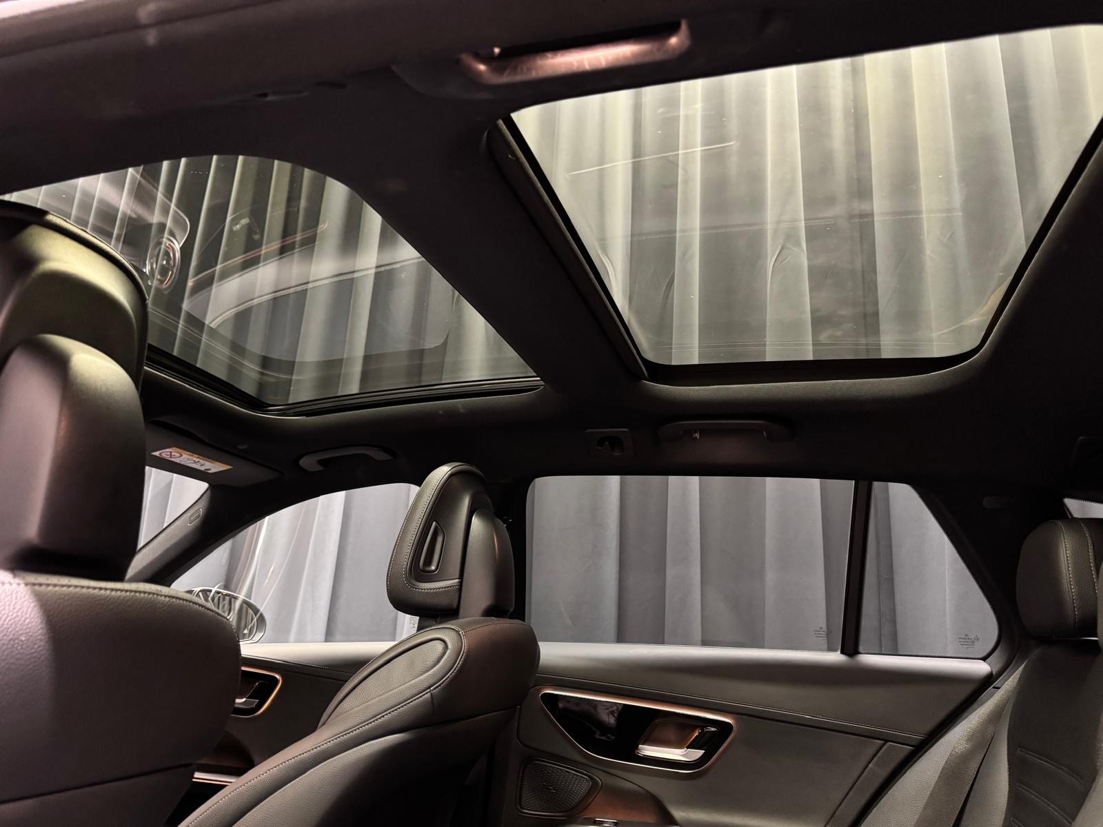 MERCEDES-BENZ C 300 T 4Matic AMG Line(71)(M)-image-15