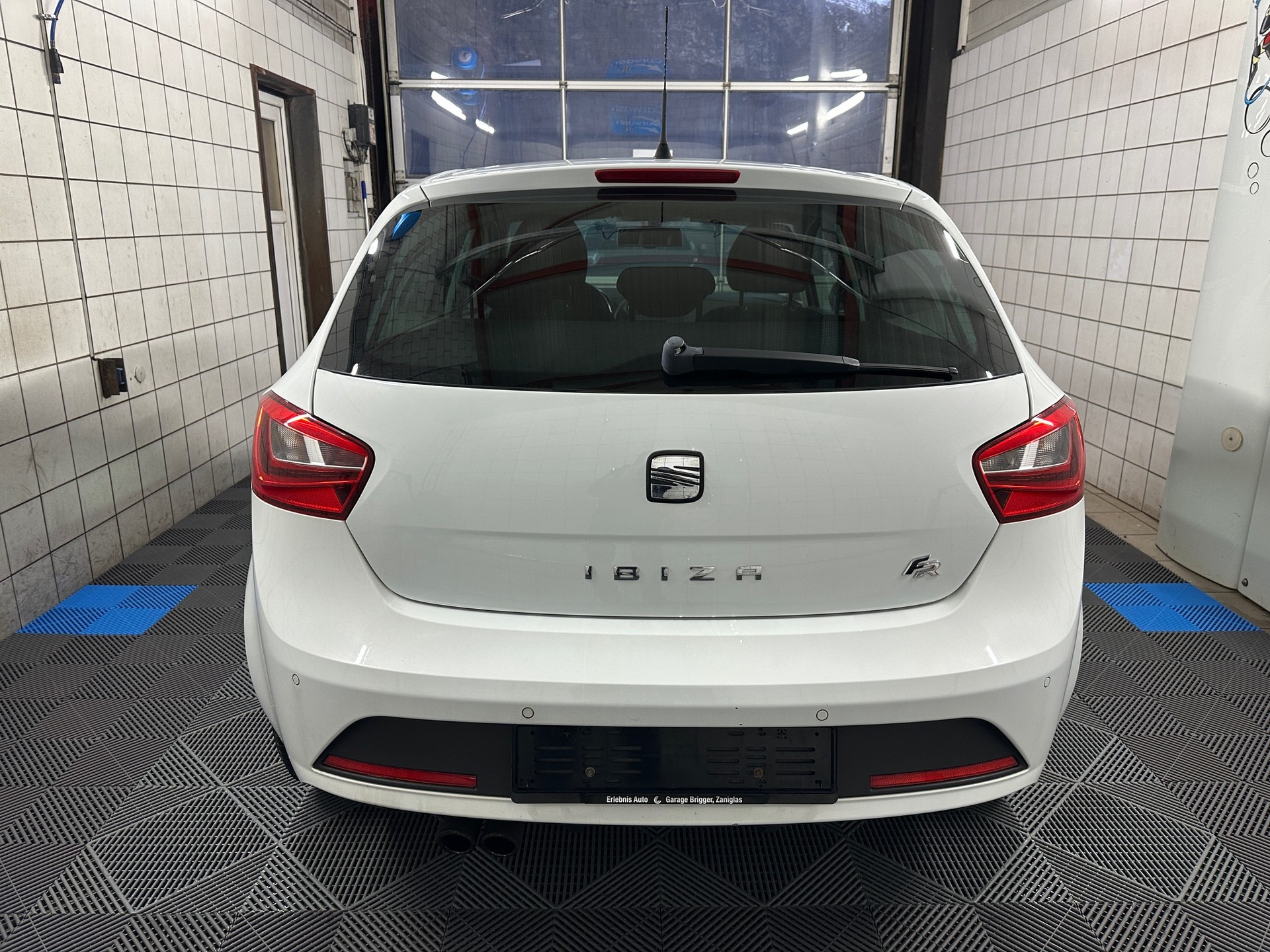 SEAT Ibiza 1.2 TSI FR Stopp-Start-image-3
