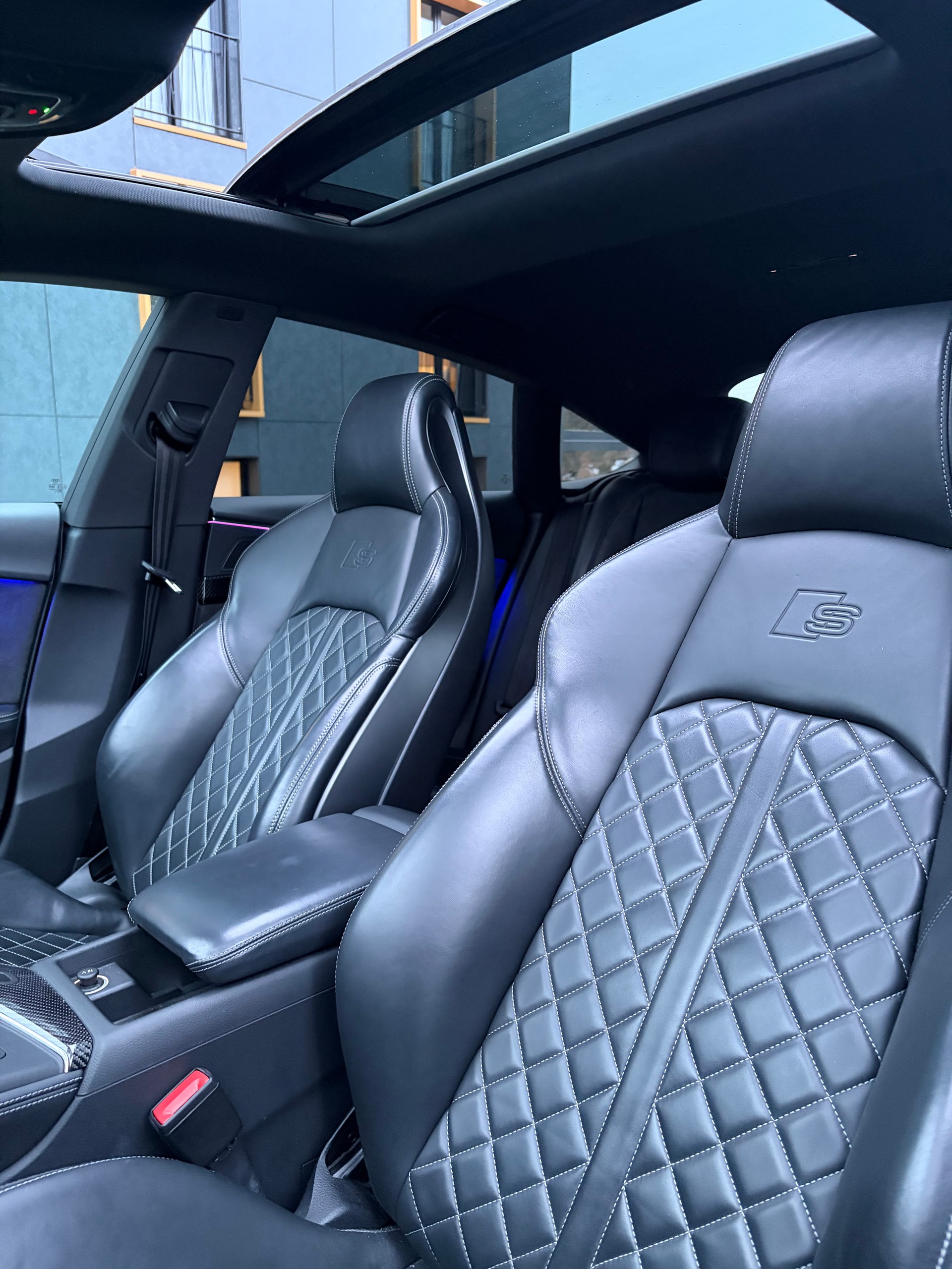 AUDI S5 Sportback 3.0 TFSI quattro tiptronic-image-9