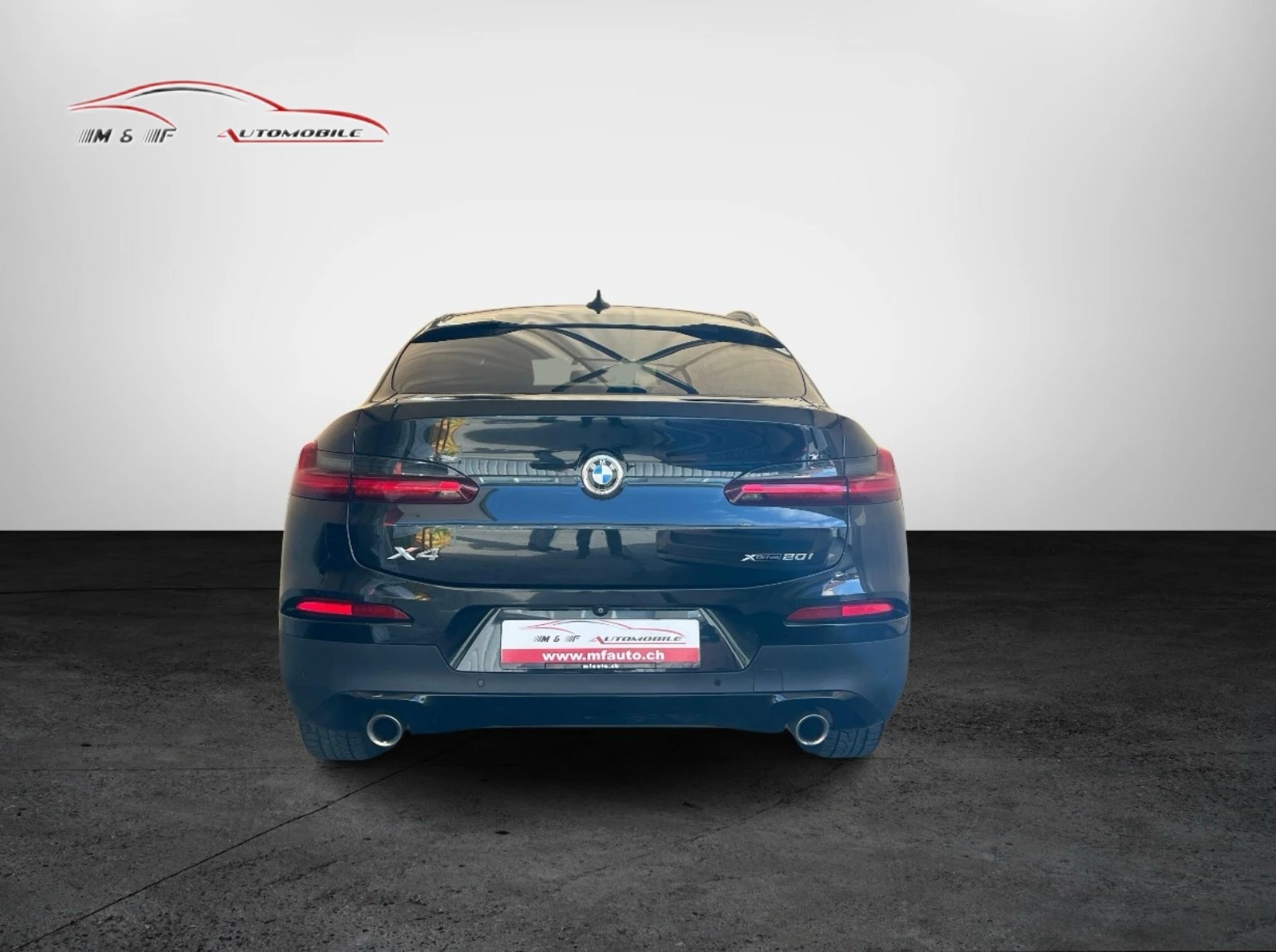 BMW X4 20i xDrive-image-4