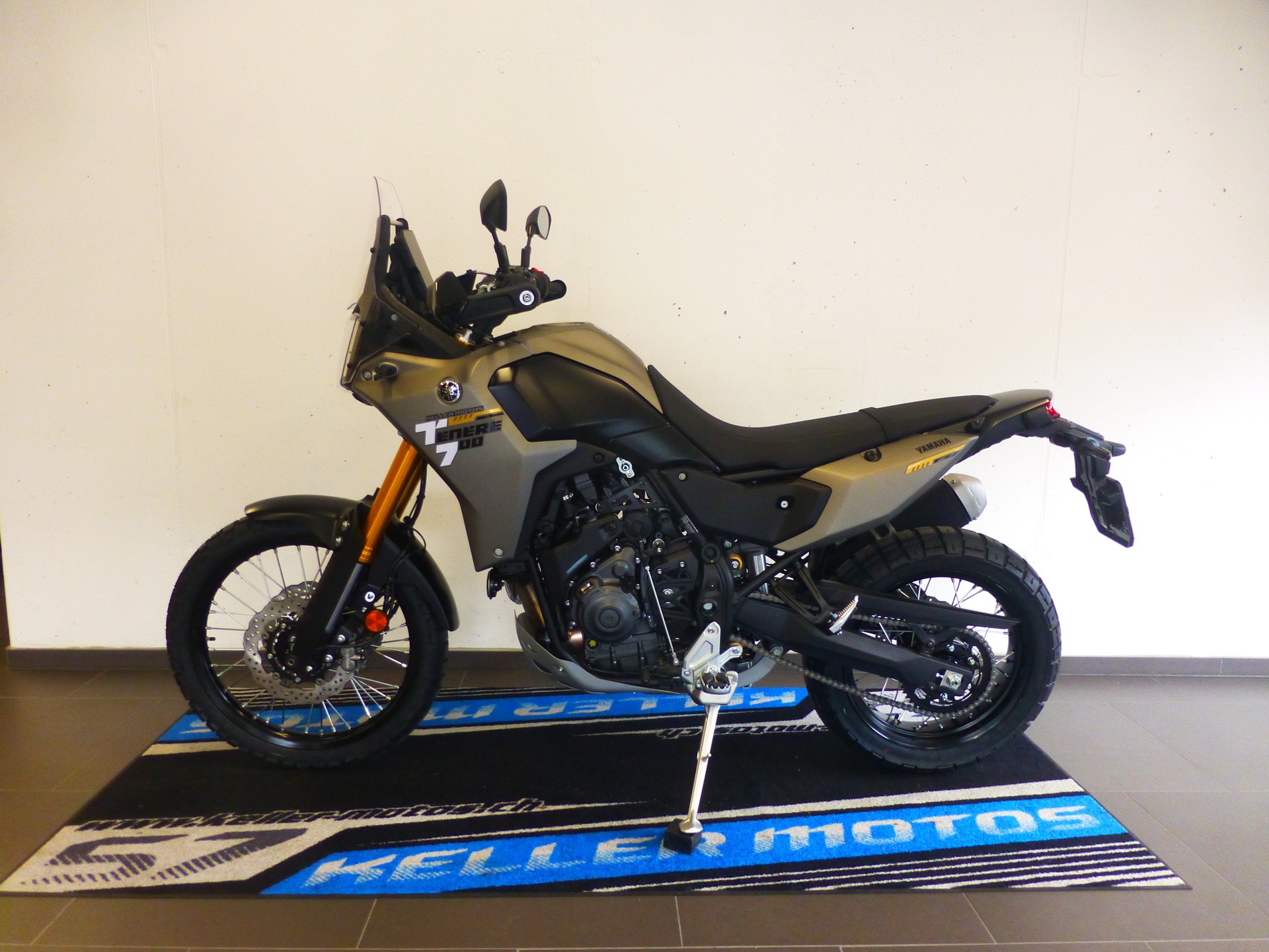 YAMAHA Tenere 700-showroom-element-2