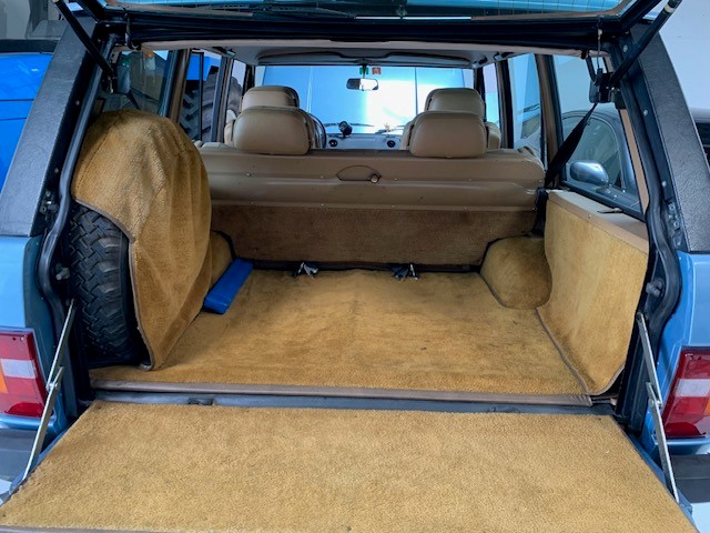 LAND ROVER Range Rover 3.5 DL-image-4