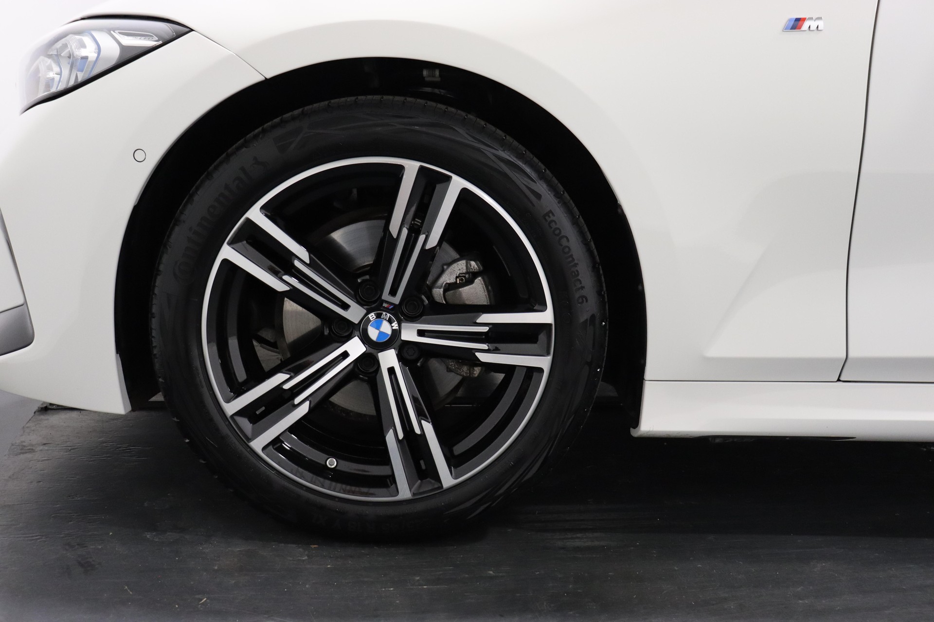 BMW 320d xDrive SAG Touring-image-7