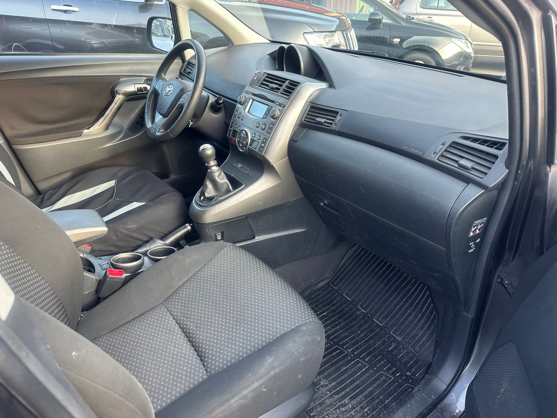 TOYOTA Verso 2.2 D-CAT Linea Sol Premium-image-14