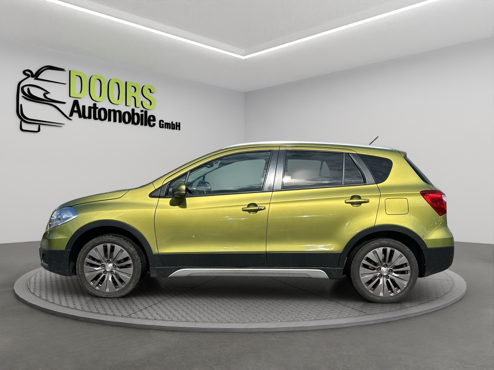 SUZUKI SX4 S-Cross 1.6 TD Compact+ 4WD-image-6