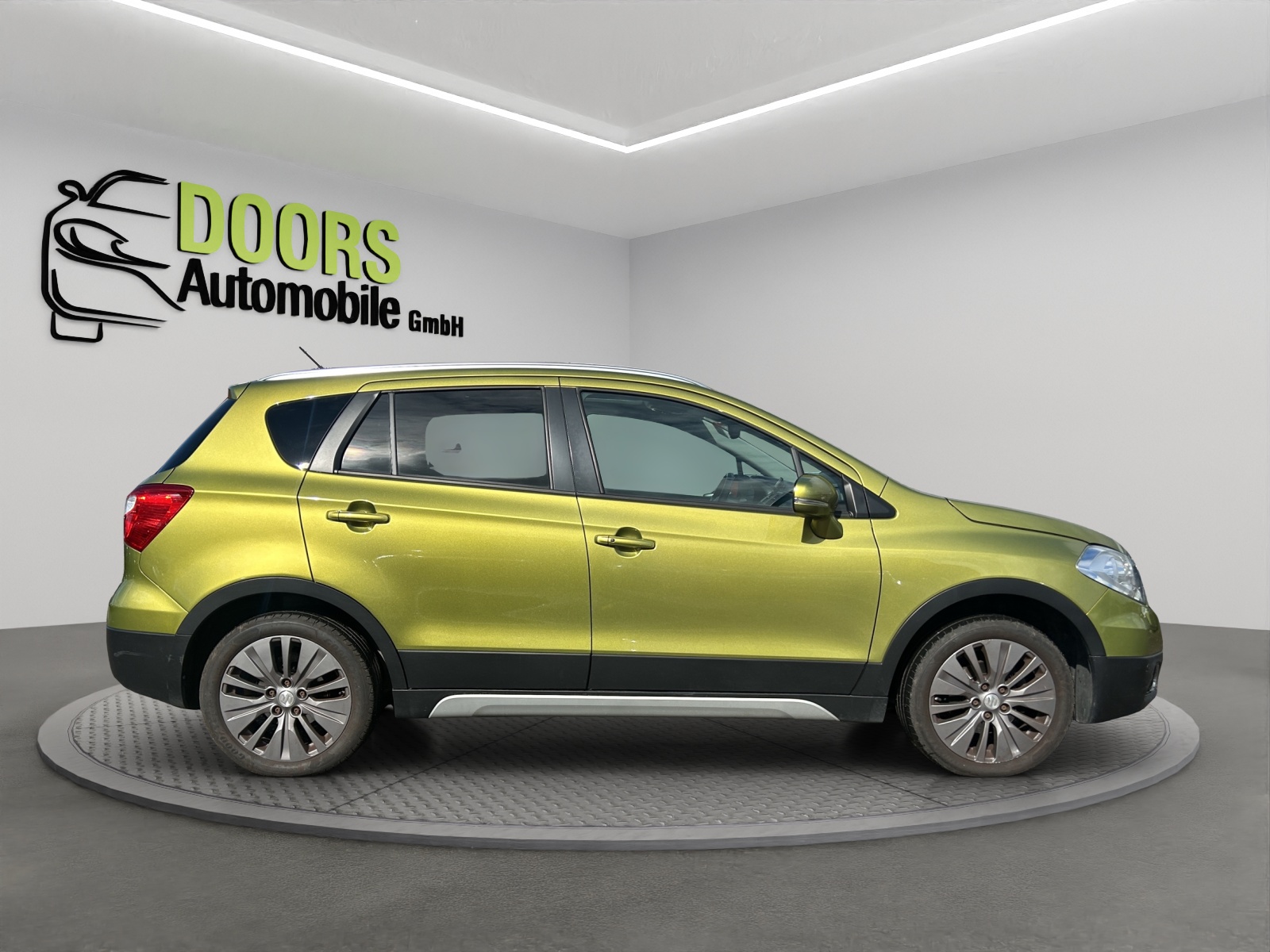 SUZUKI SX4 S-Cross 1.6 TD Compact+ 4WD-image-7