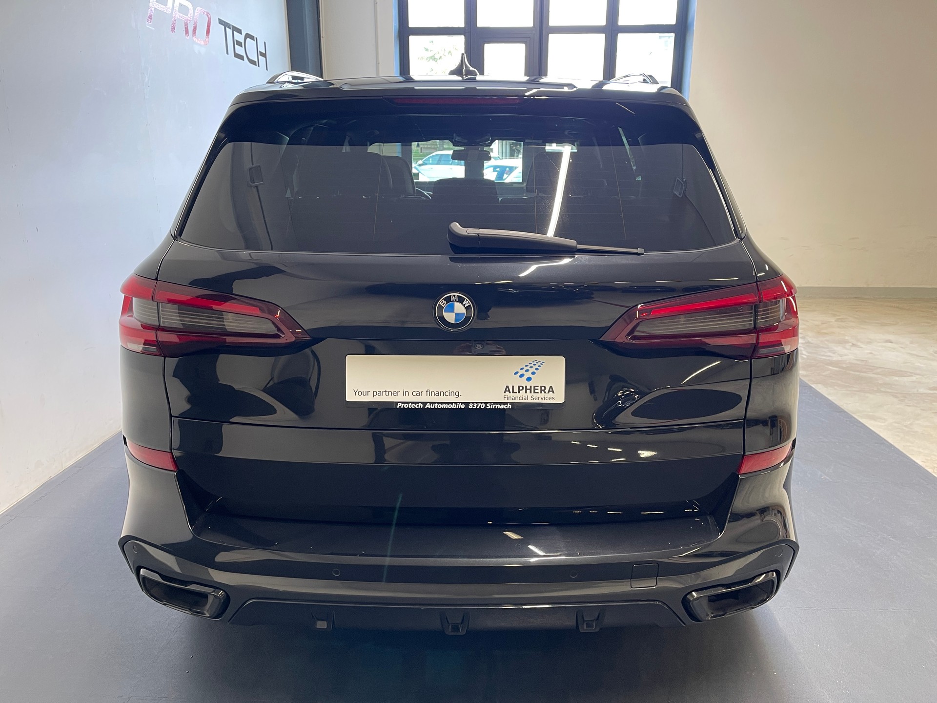 BMW X5 xDrive45e Steptronic-image-4