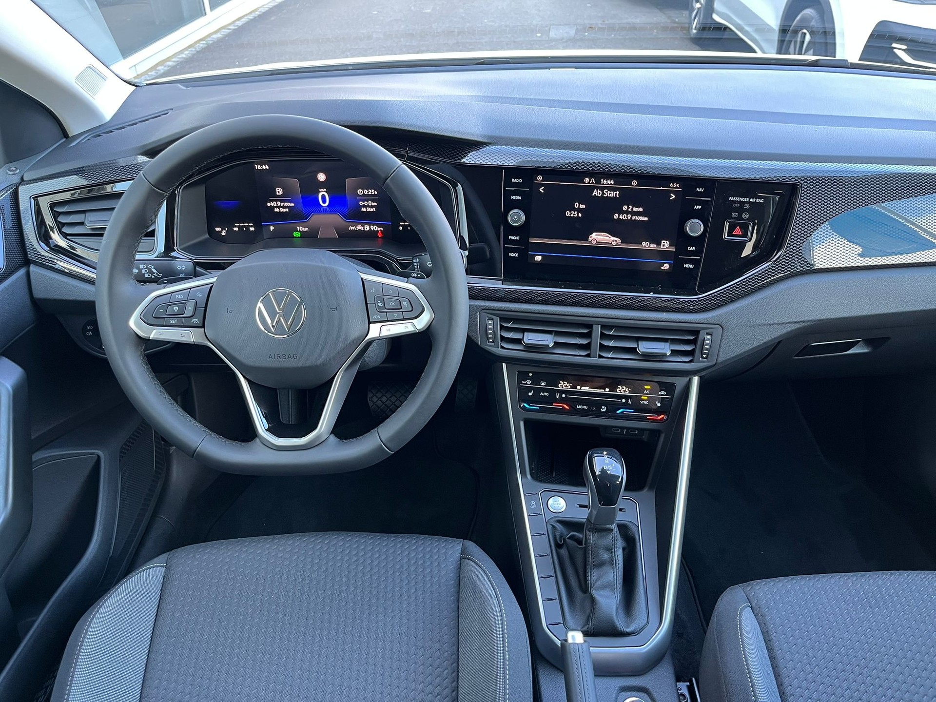 VW Polo 1.0 TSI Life DSG-image-6