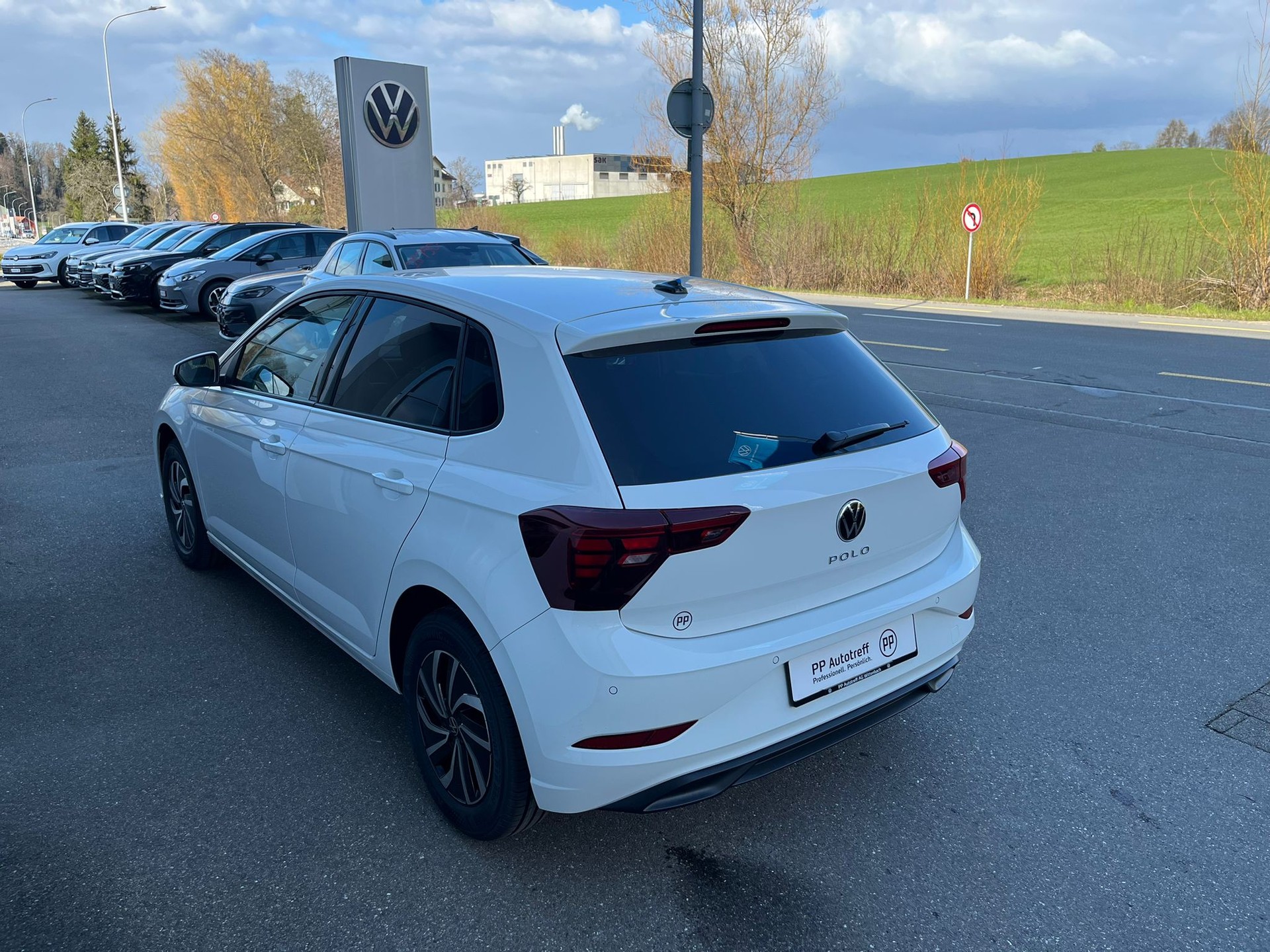 VW Polo 1.0 TSI Life DSG-image-5