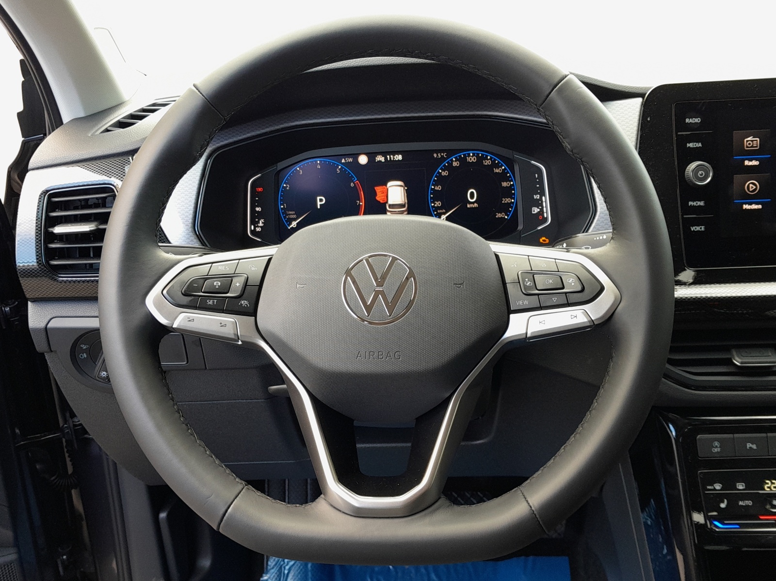 VW T-Cross 1.0 TSI EVO Life DSG-image-9
