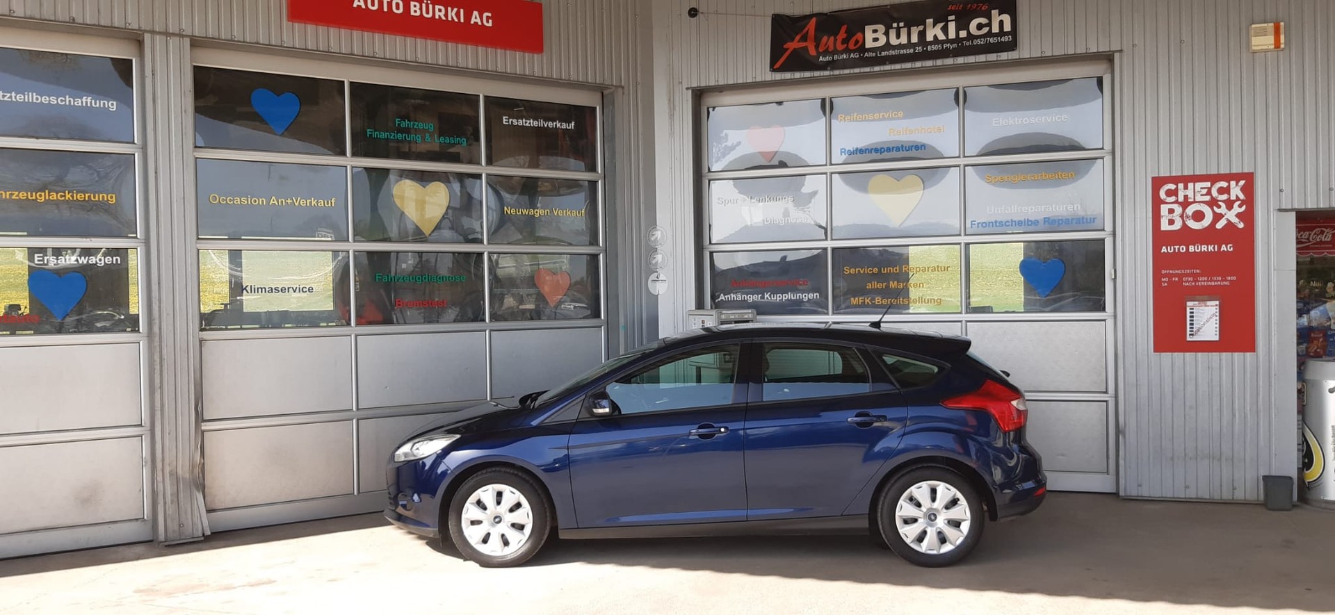 FORD Focus 1.6i VCT Ambiente-image-0