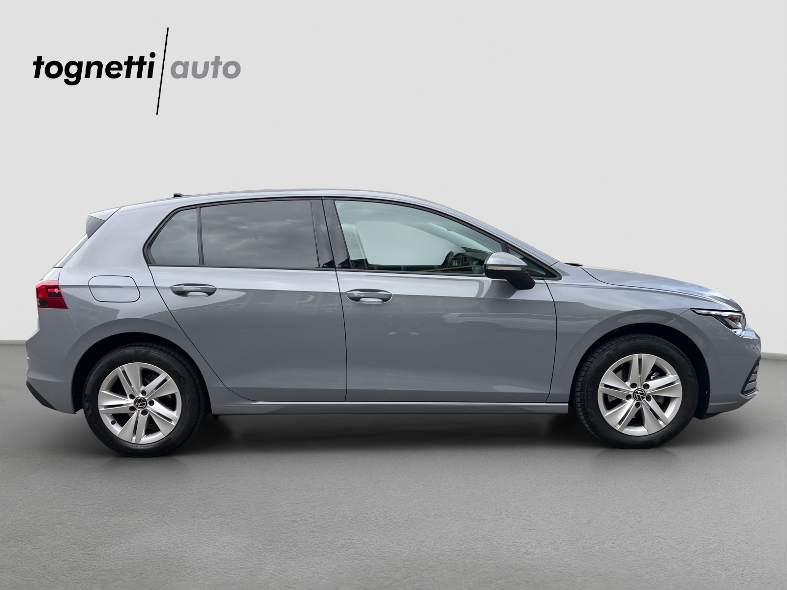 VW Golf 1.0 eTSI mHEV ACTLife DSG-image-2