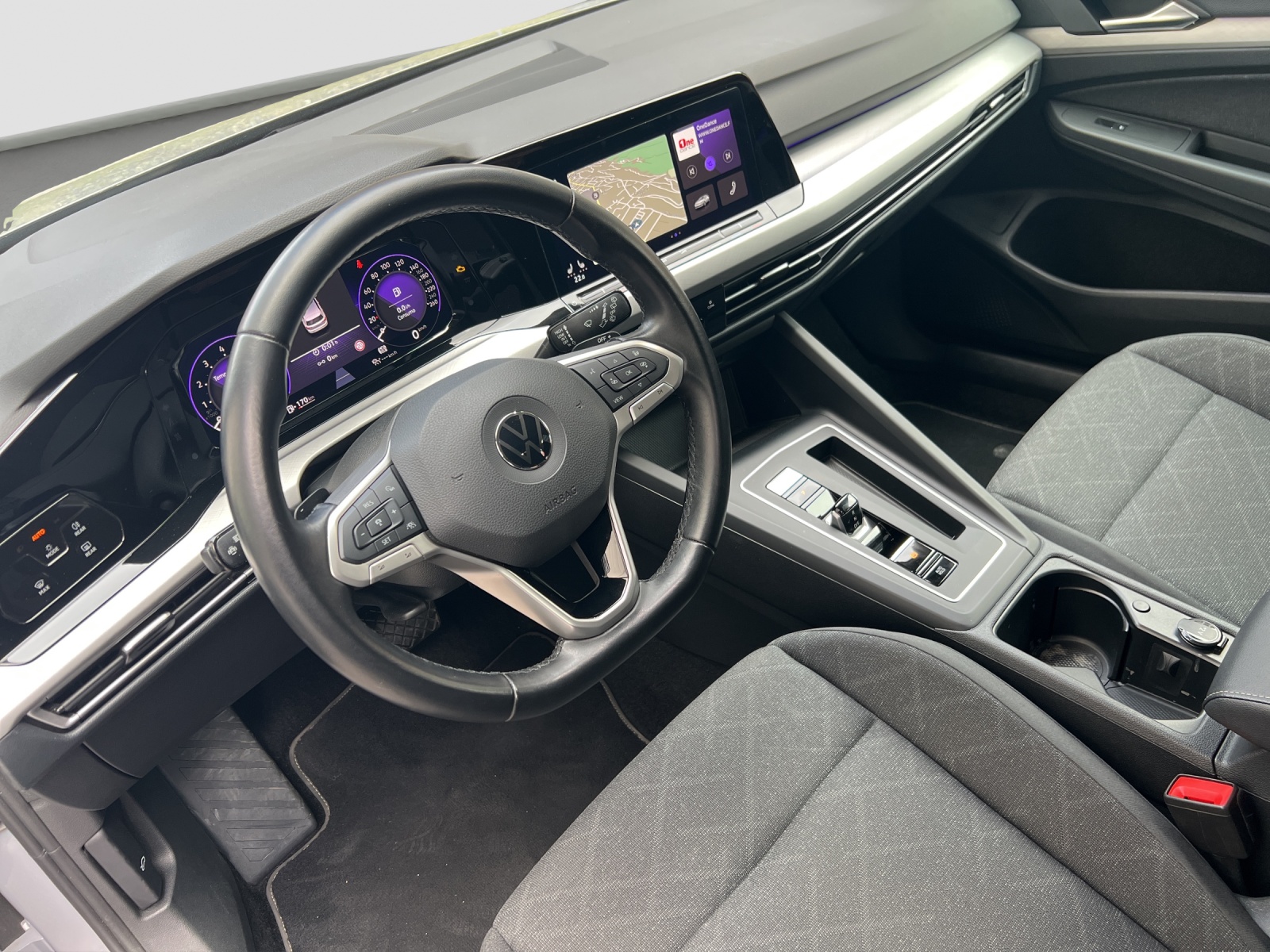 VW Golf 1.0 eTSI mHEV ACTLife DSG-image-7