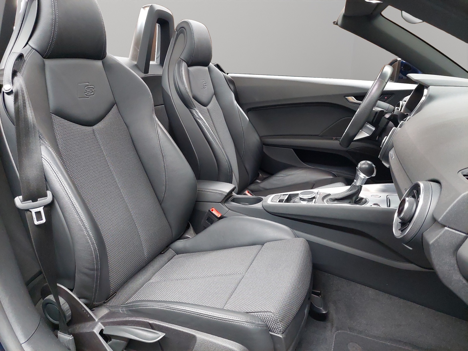 AUDI TT Roadster 40 TFSI S-tronic-image-12
