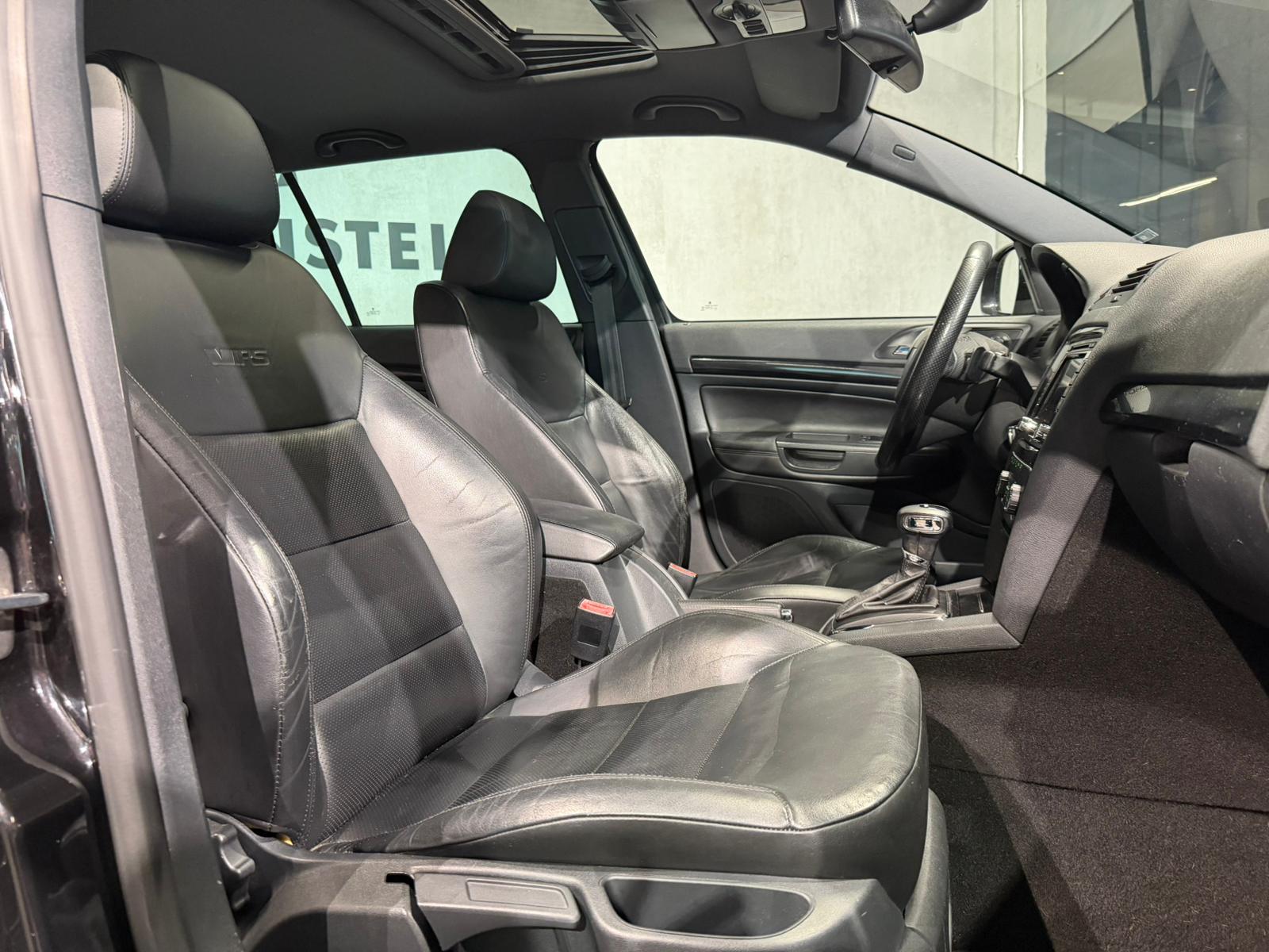 SKODA Octavia Combi 2.0 TSI RS DSG-image-14