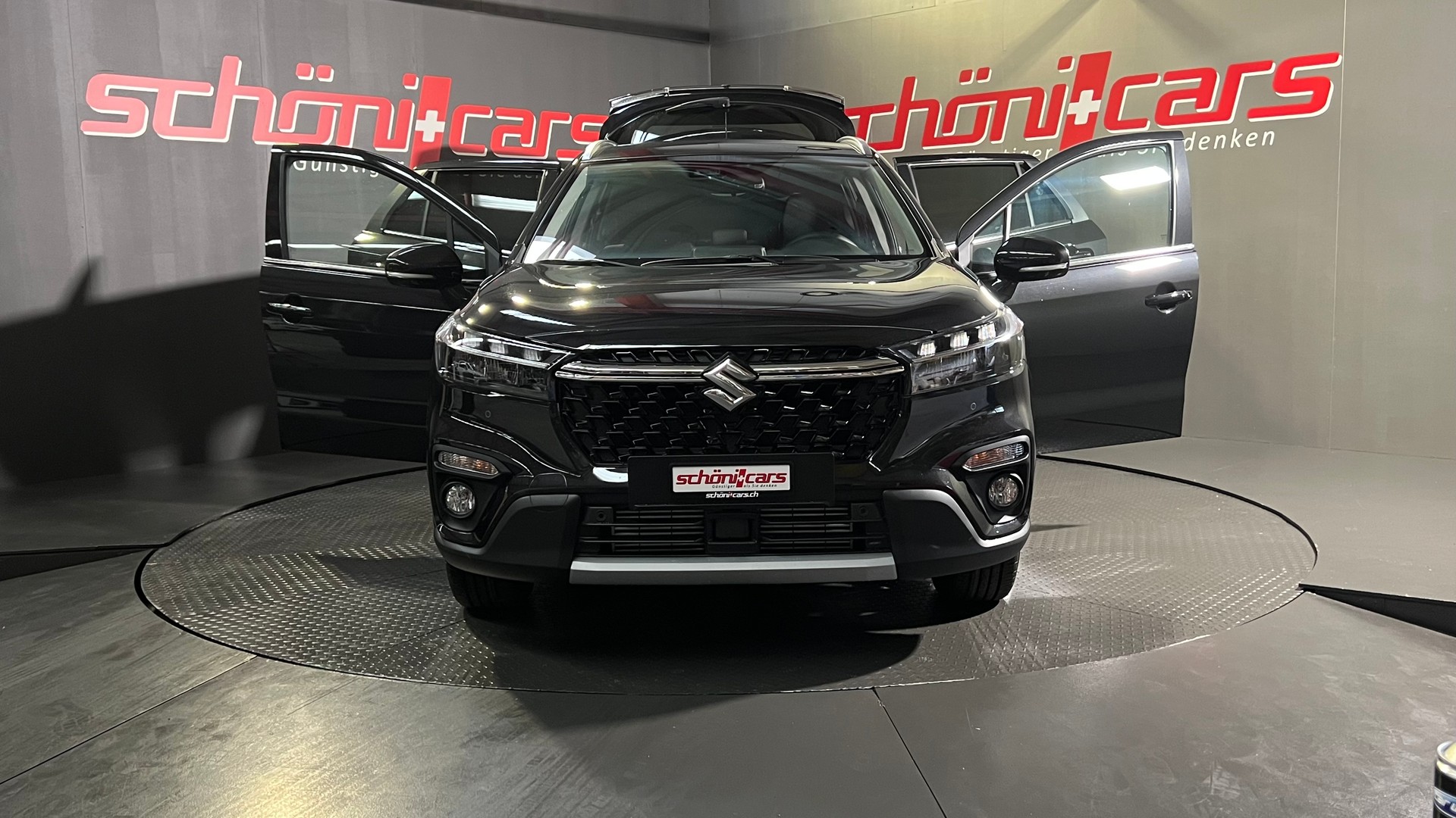 SUZUKI S-Cross 1.4 16V Compact+ MHD Automatic-image-9