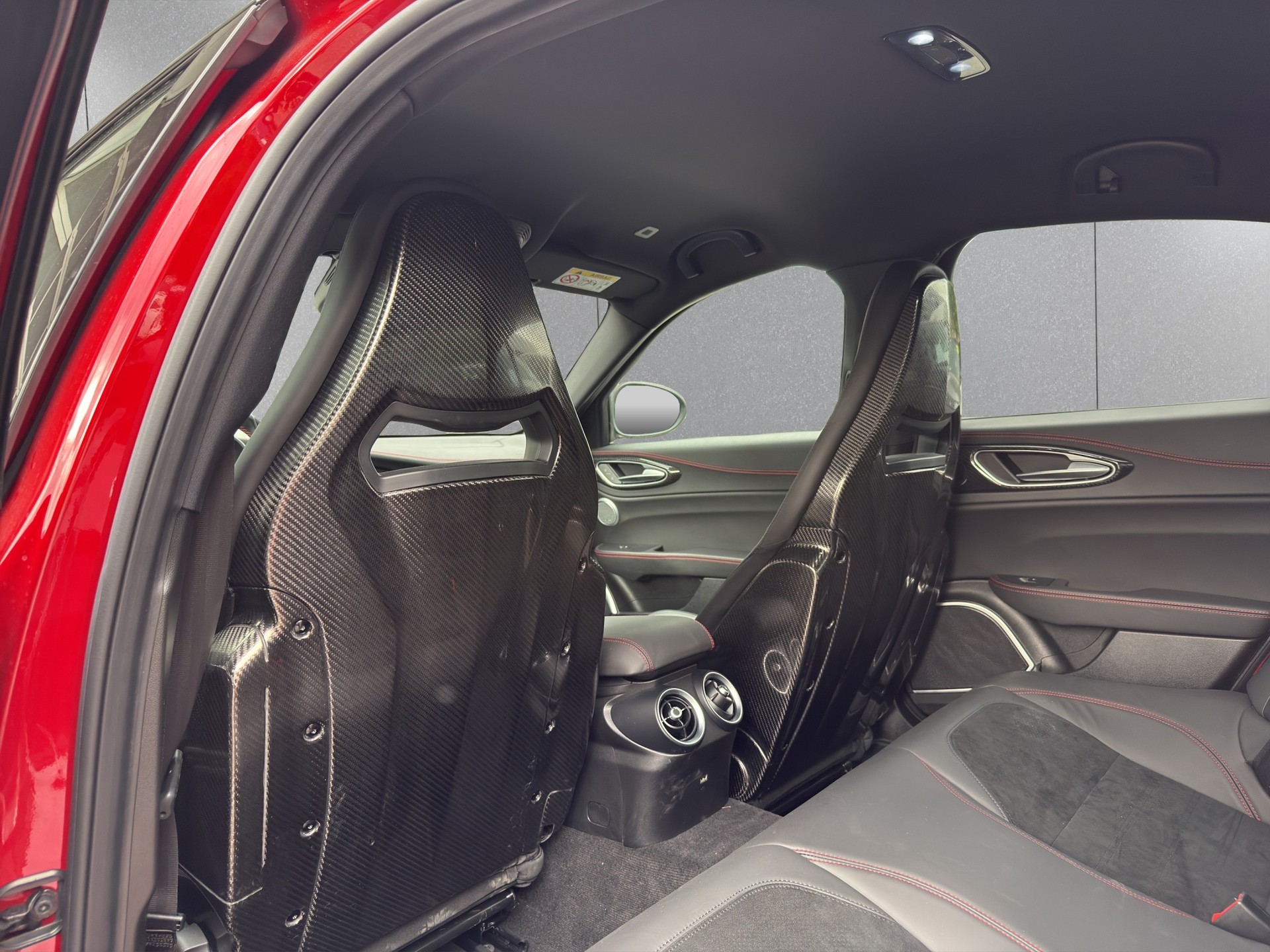 ALFA ROMEO Giulia 2.9 V6 Quadrifoglio-image-11