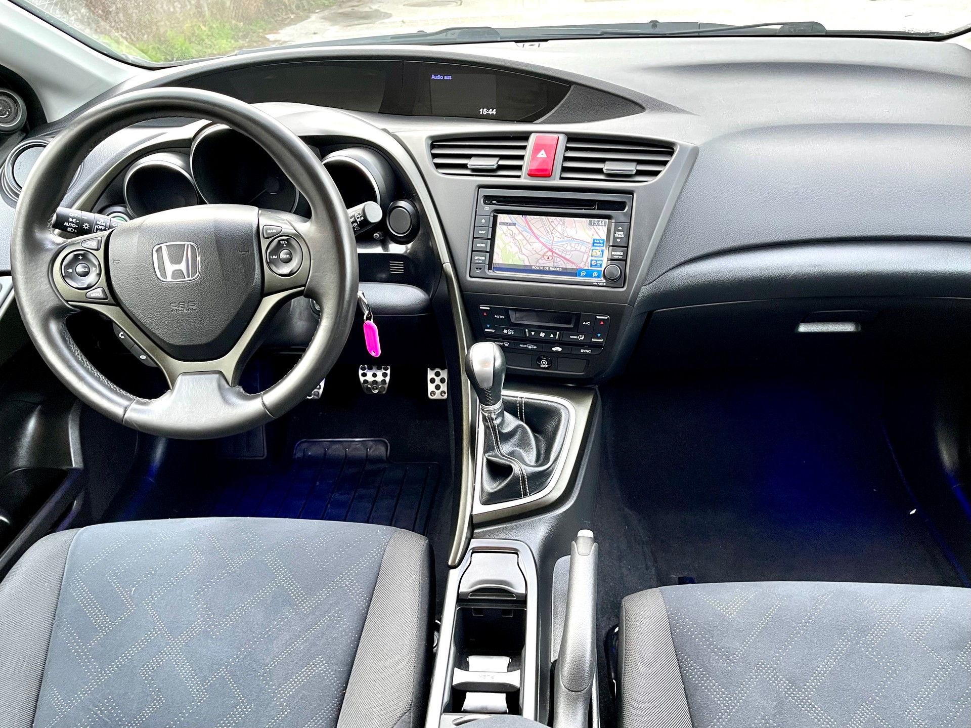 HONDA Civic 1.8i Executive-image-1