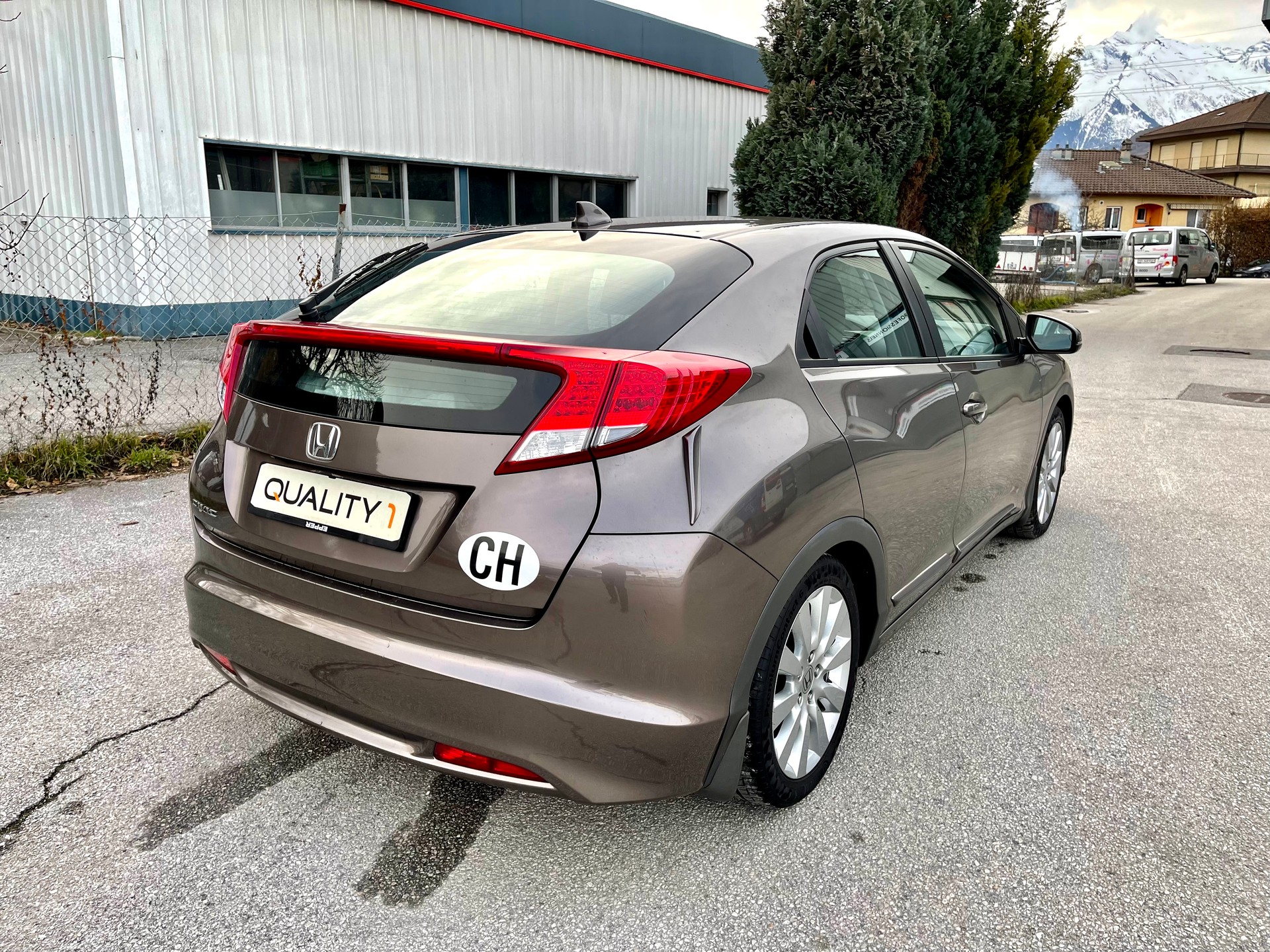 HONDA Civic 1.8i Executive-image-21