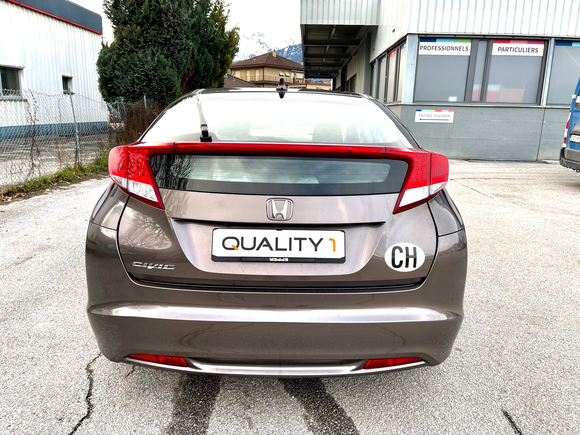HONDA Civic 1.8i Executive-image-19