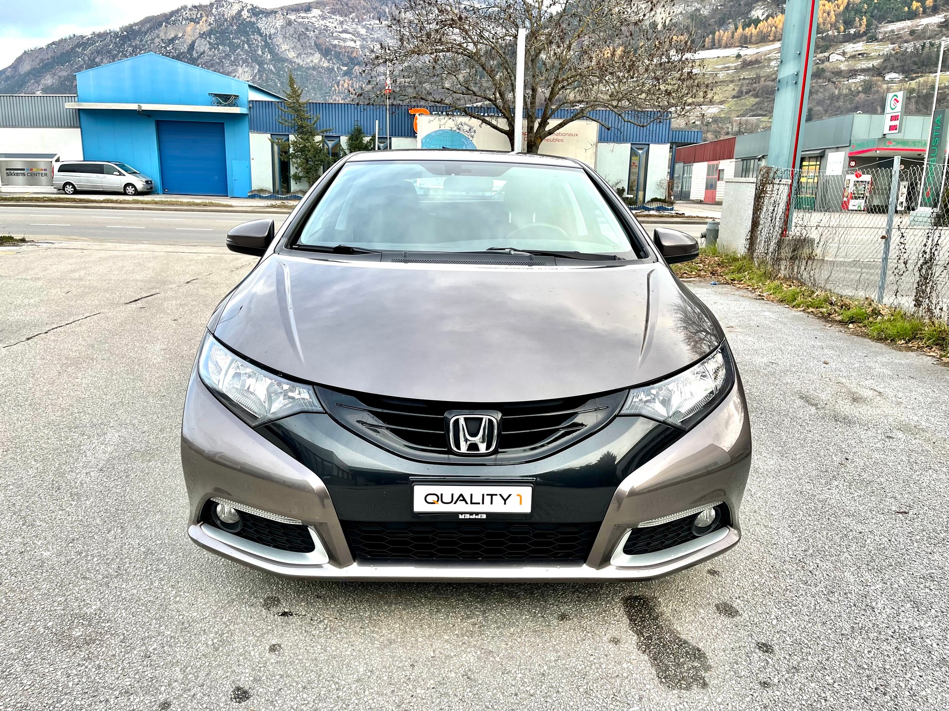 HONDA Civic 1.8i Executive-image-24