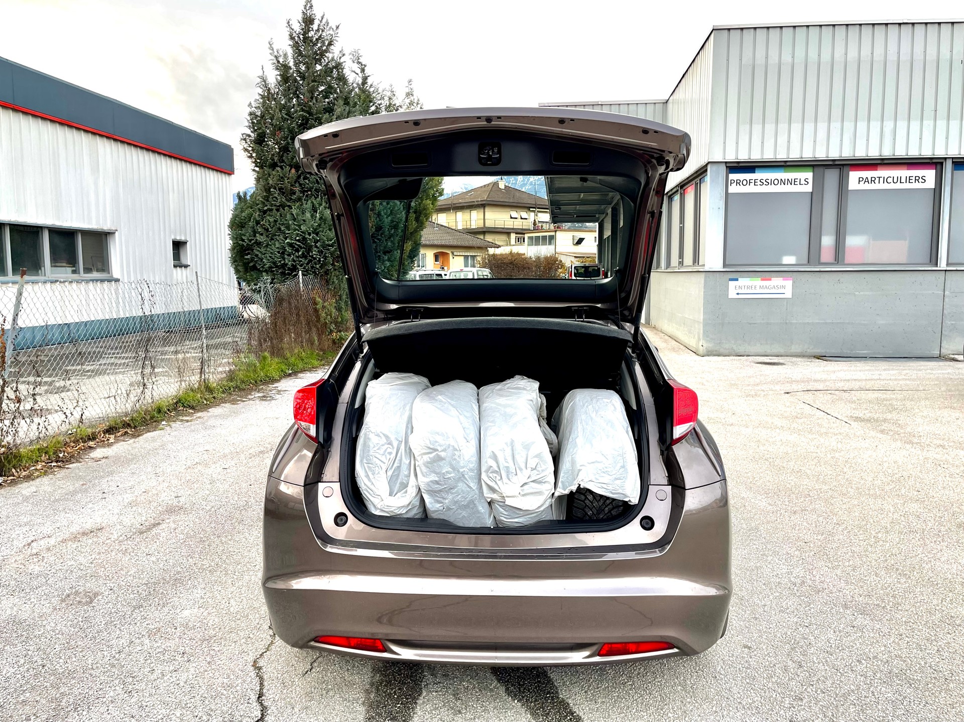HONDA Civic 1.8i Executive-image-2