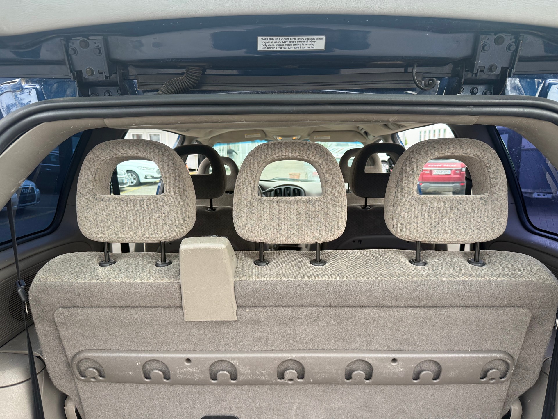 CHRYSLER Voyager 2.4 SE-image-5