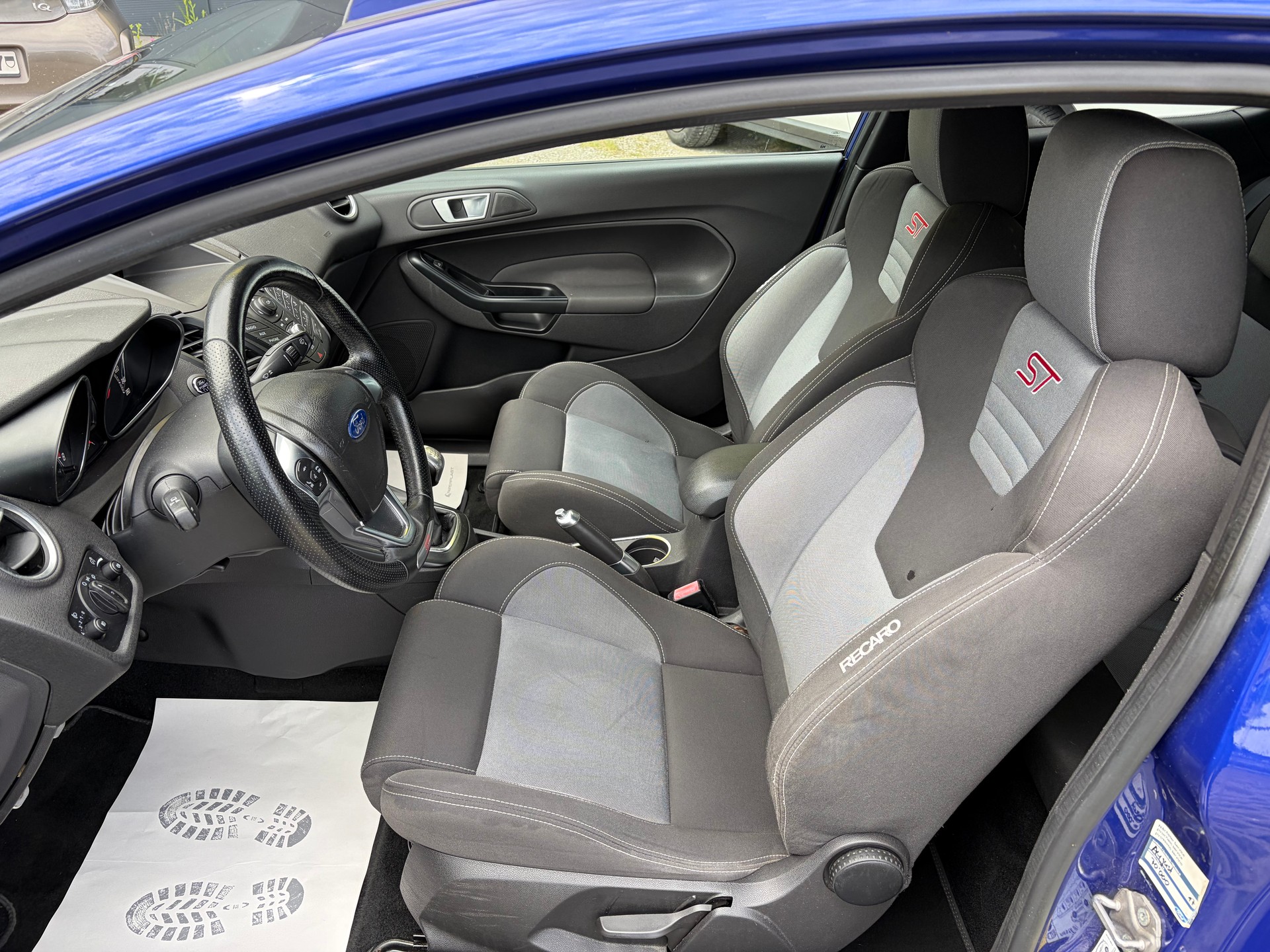 FORD Fiesta 1.6 SCTi ST-2-image-8