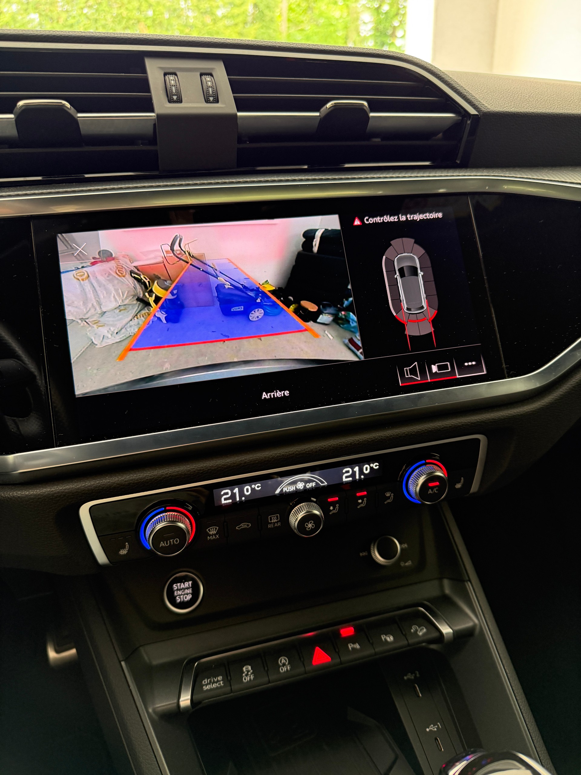 AUDI 2.0 40 TDI S line quattro S-Tronic-image-9