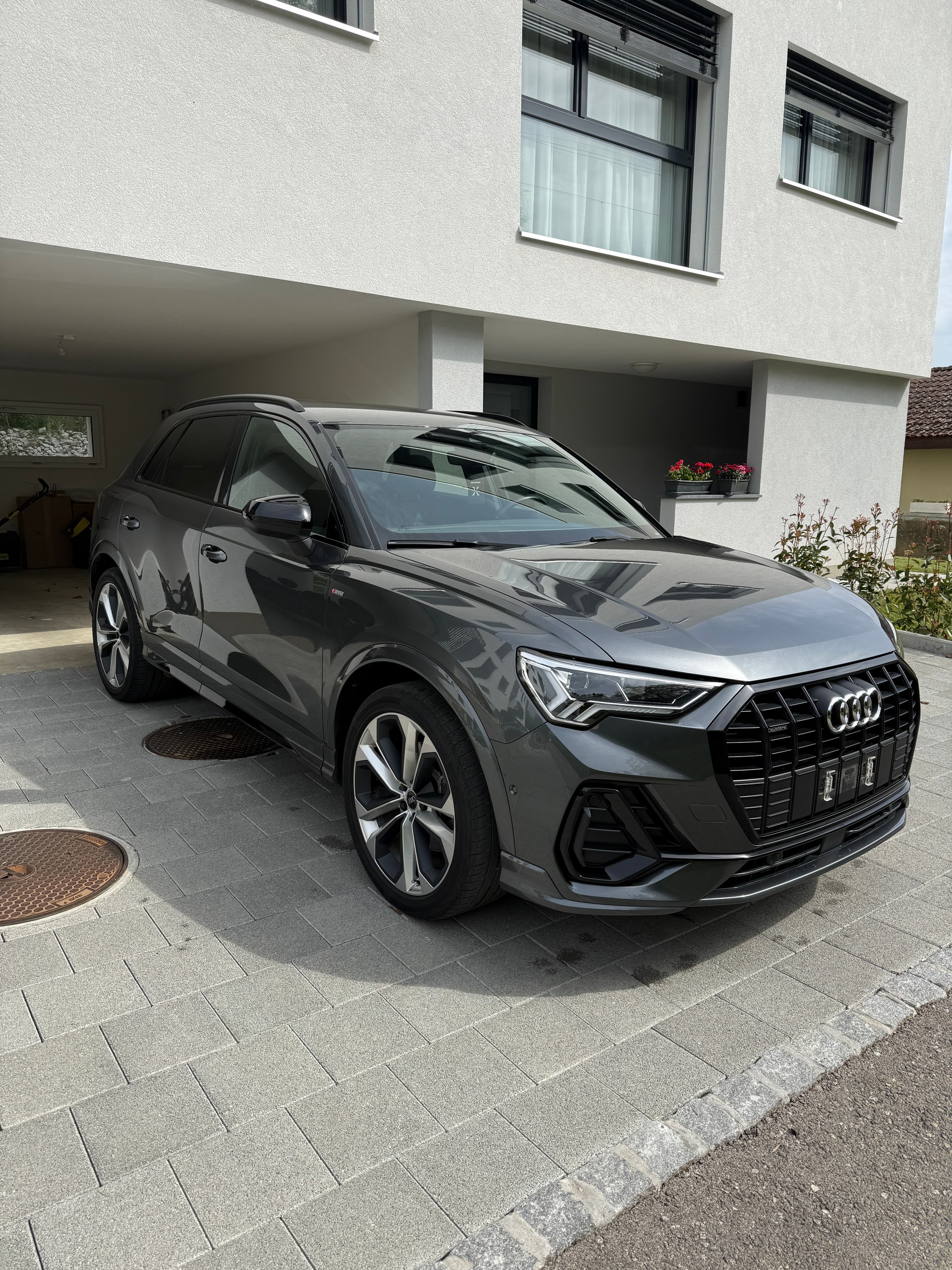 AUDI 2.0 40 TDI S line quattro S-Tronic-image-1