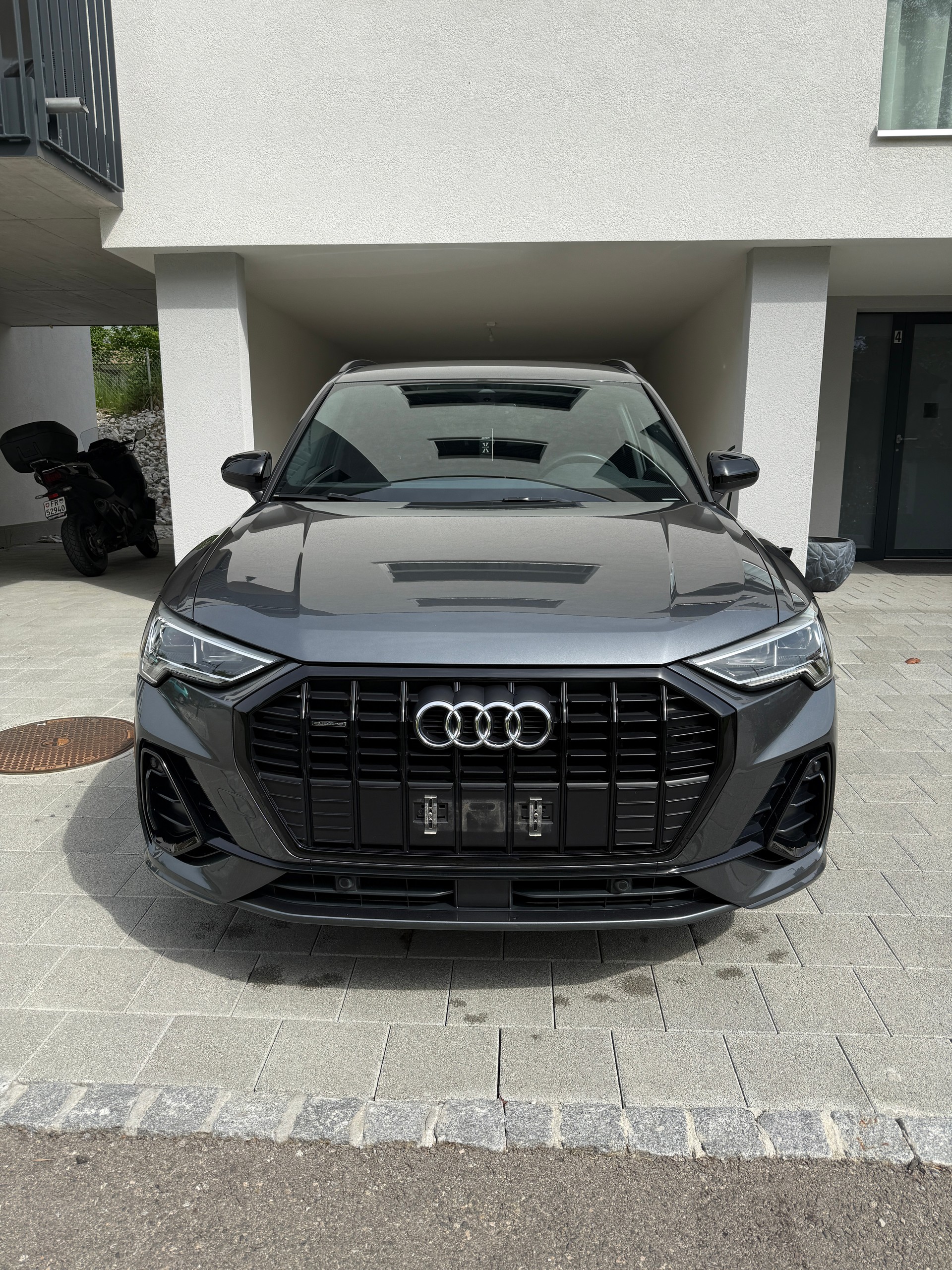 AUDI 2.0 40 TDI S line quattro S-Tronic-image-2