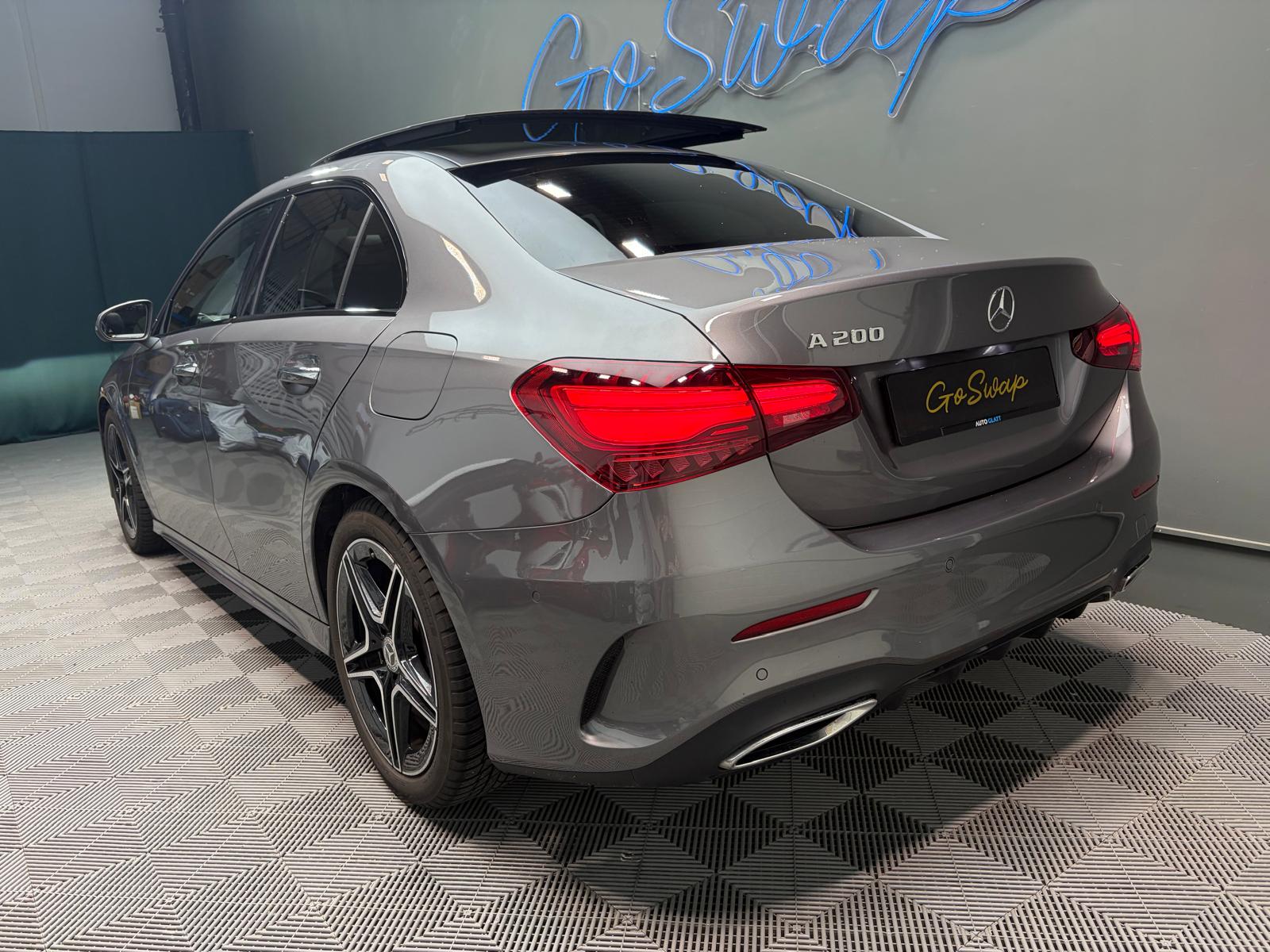MERCEDES-BENZ A 200 7G-DCT-image-9